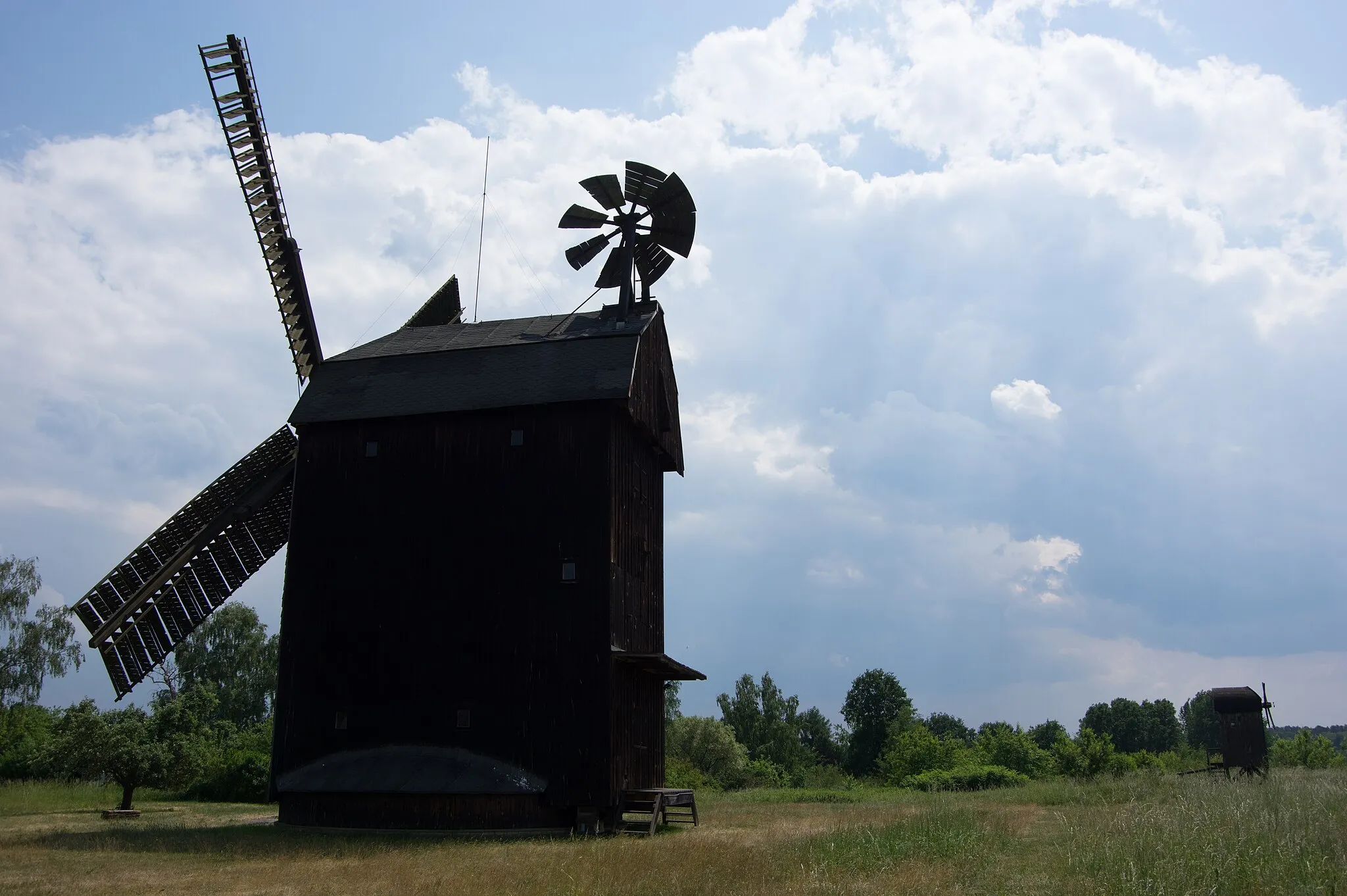 Photo showing: Michendorf, Ortsteil Langerwisch in Brandenburg. Die Mühlen befinden sich unter Denkmalschutz.