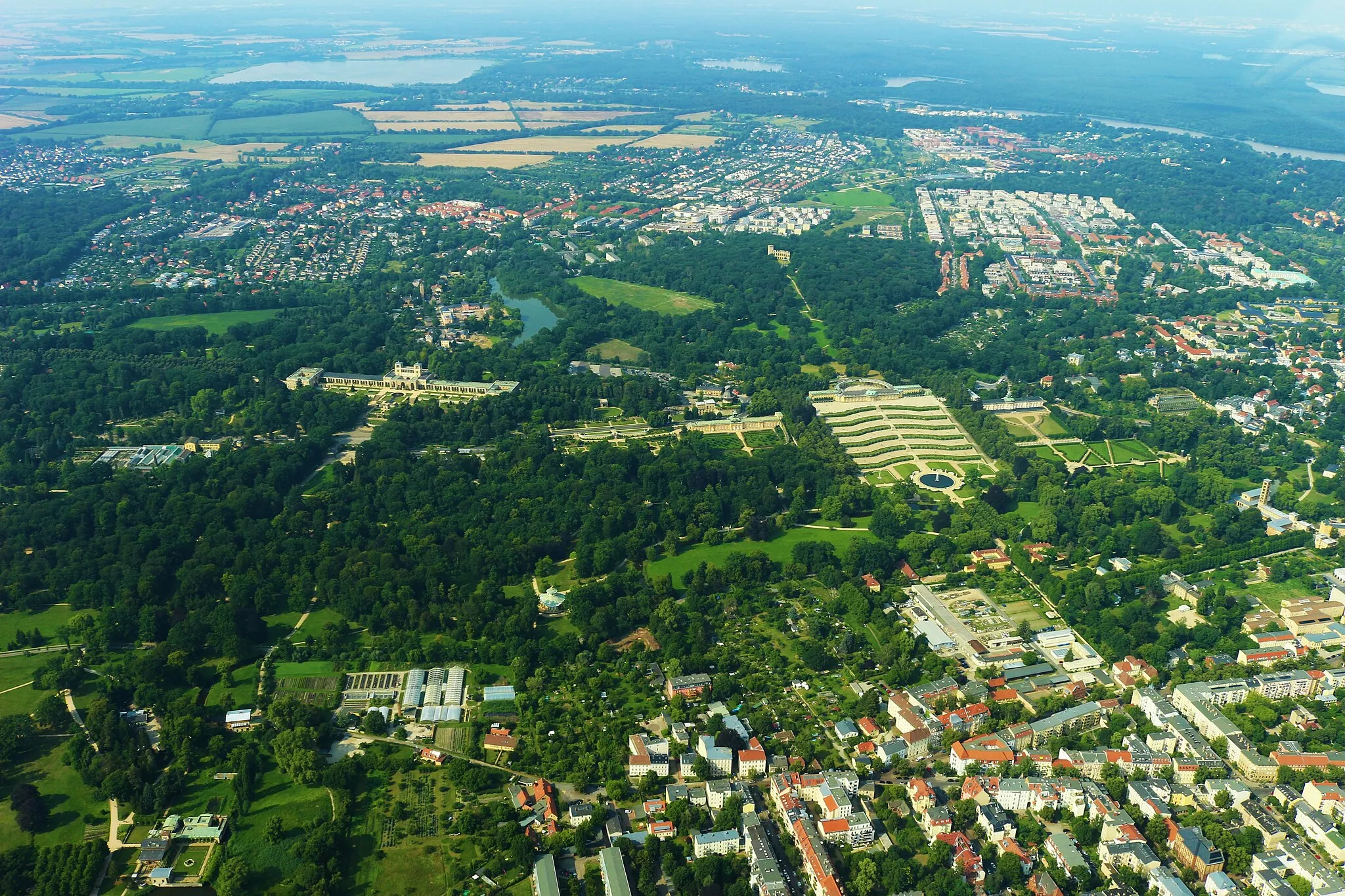 Photo showing: Sanssouci park, Orangerie palace, Sanssouci palace, aerial view