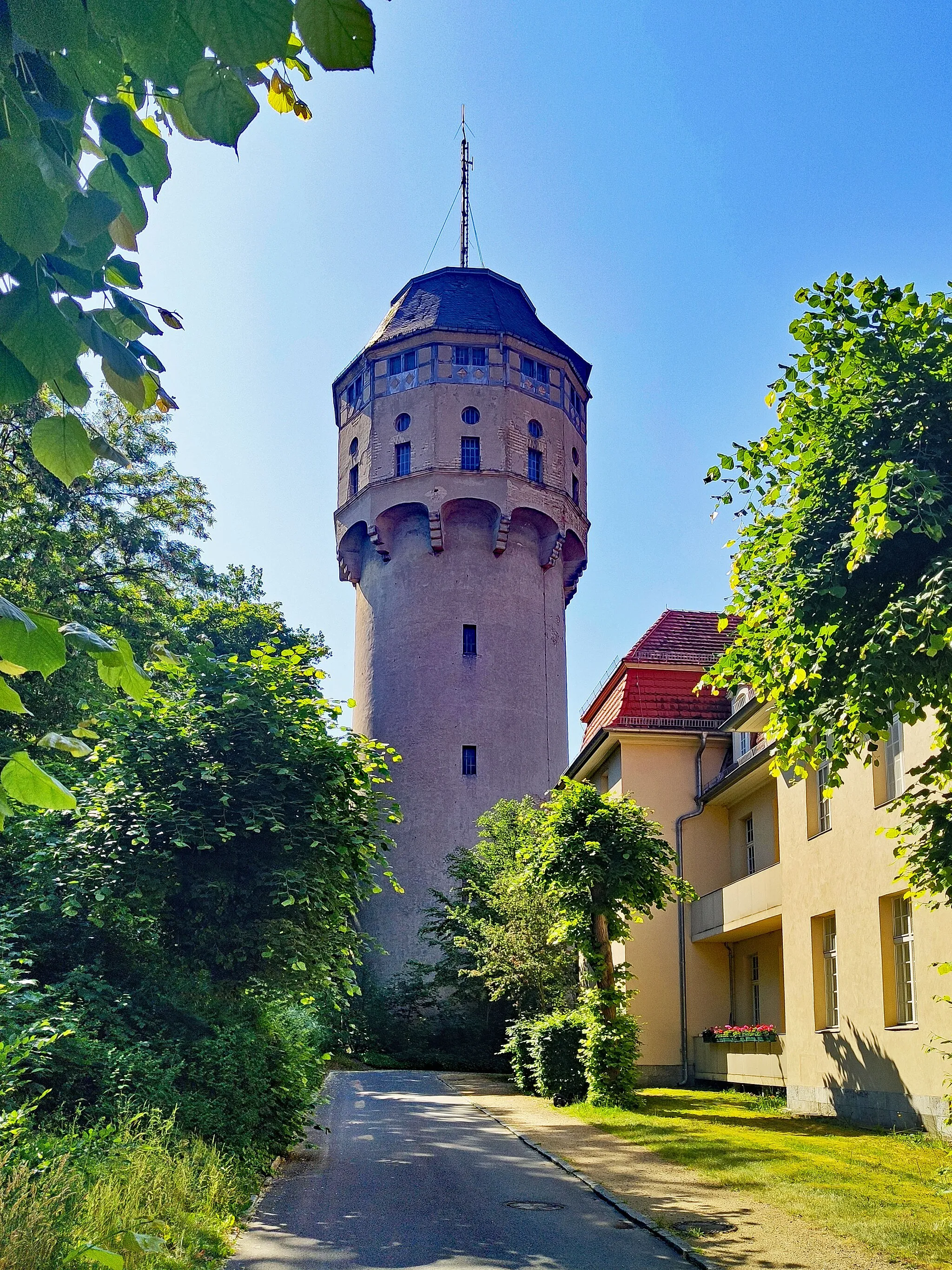 Photo showing: Wasserturm am Alte-Leute-Heim Berlin-Buch