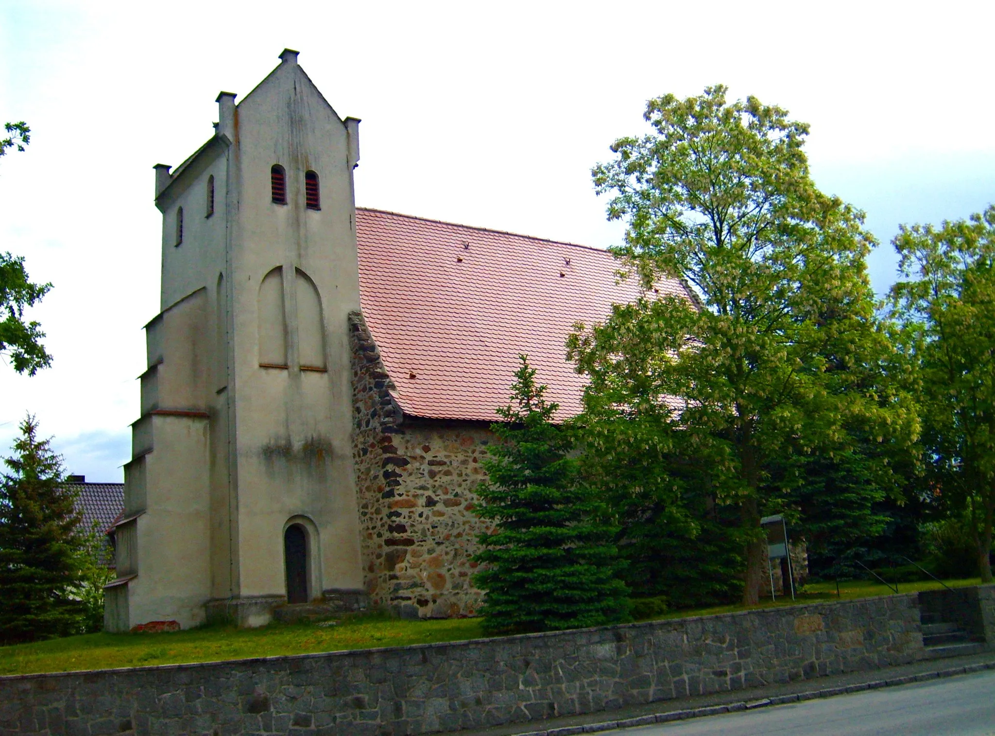 Photo showing: Dorfkirche Oppelhain