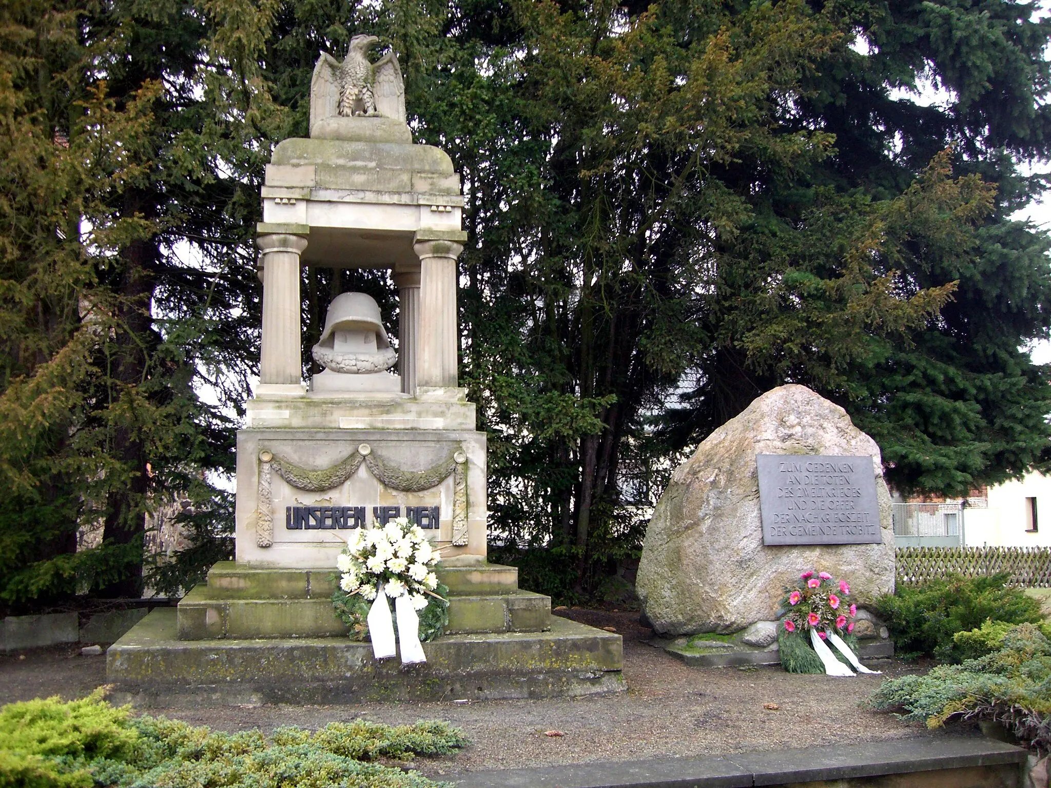 Photo showing: Tröbitz, Denkmal