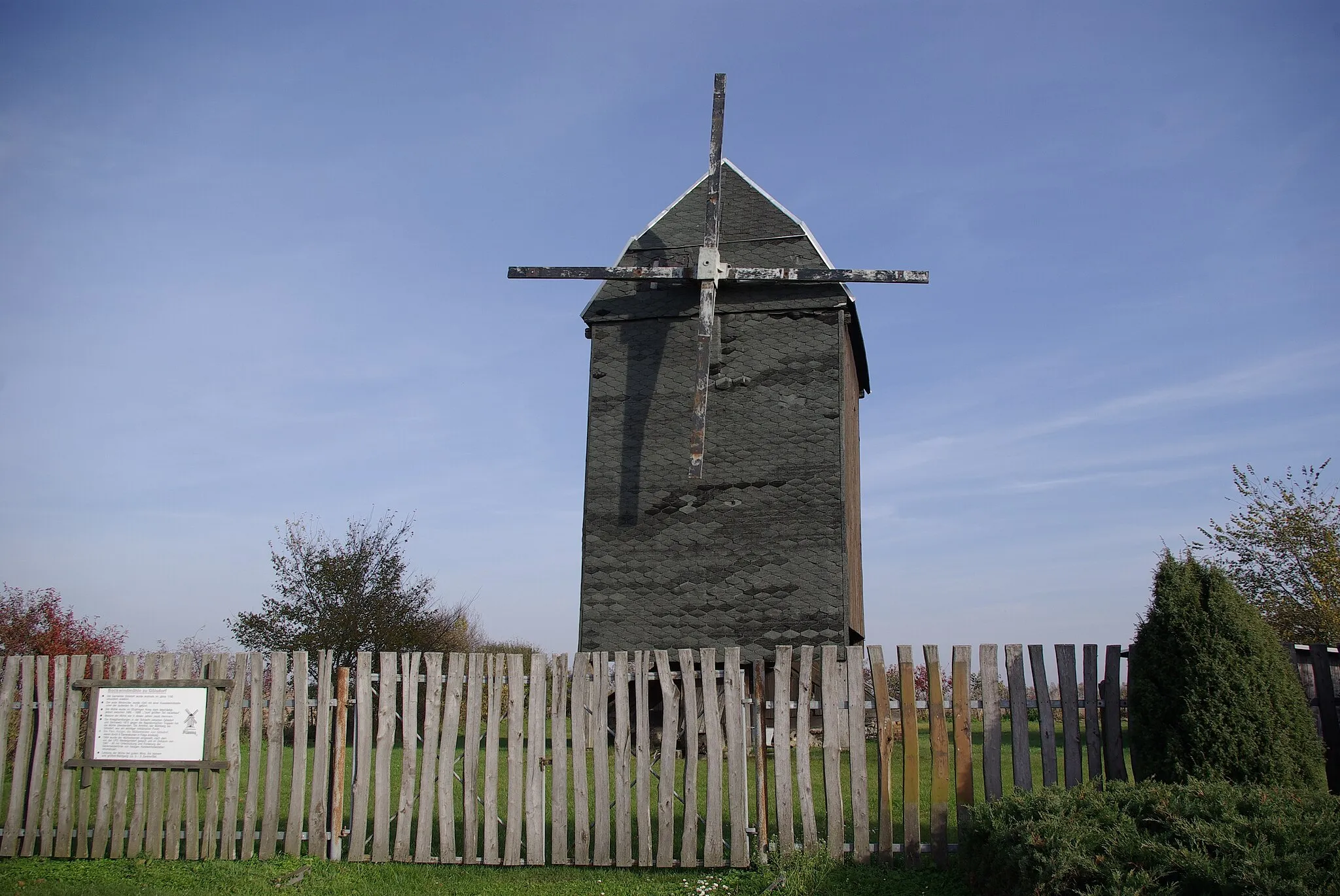 Photo showing: Niedergörsdorf in Brandenburg. Die steht nördlich des Ortsteils Gölsdorf und sie steht unter Denkmalschutz.