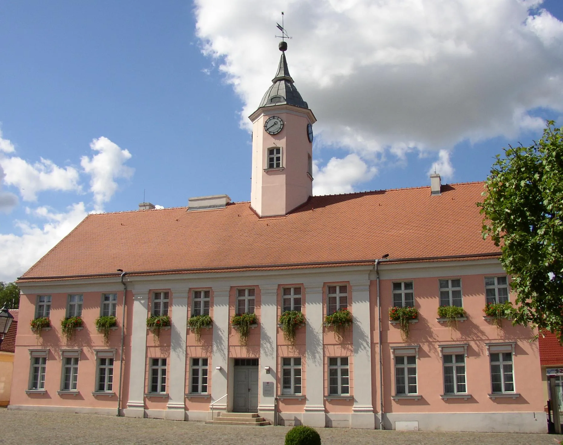 Photo showing: Town hall in Zehdenick in Brandenburg, Germany