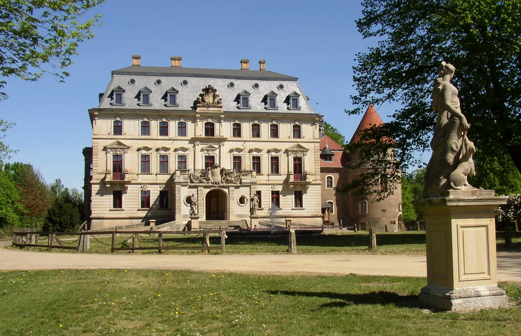 Photo showing: Castle in Altdöbern in Brandenburg, Germany