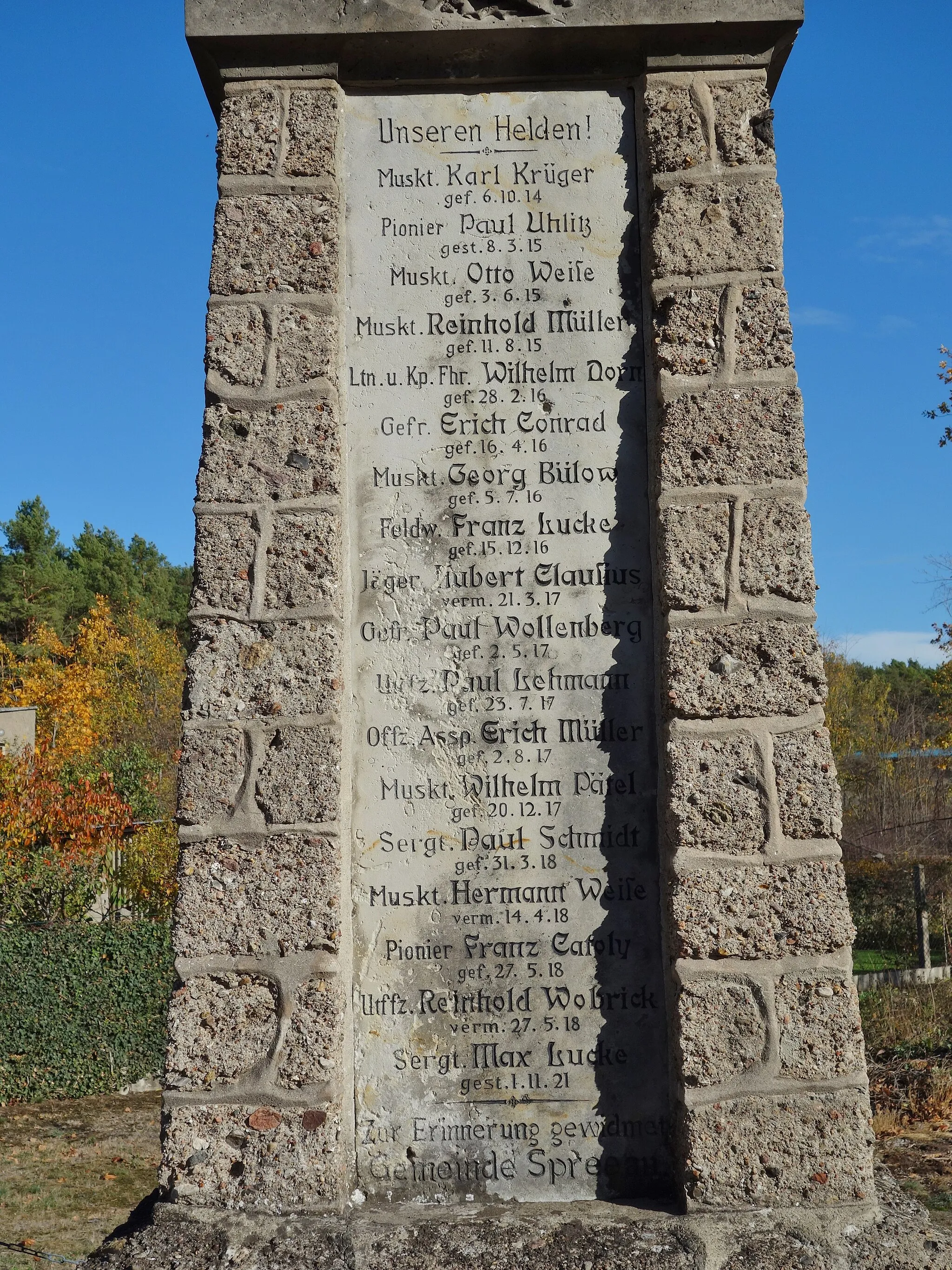 Photo showing: Names plate of the World War I memorial in Spreeau , Grünheide (Mark) municipality , Oder-Spree district, Brandenburg state, Germany