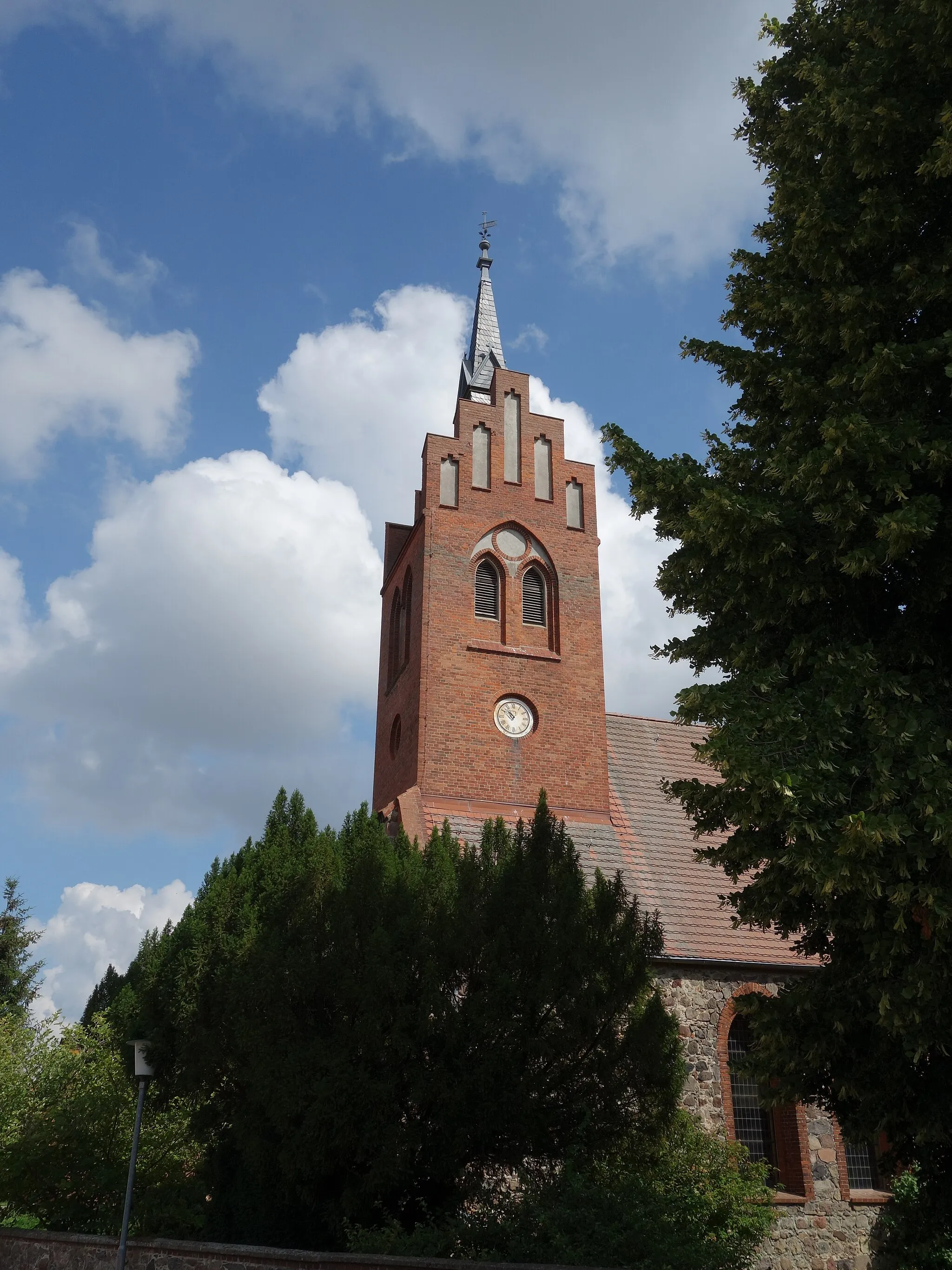 Photo showing: This is a picture of the Brandenburger Baudenkmal (cultural heritage monument) with the ID