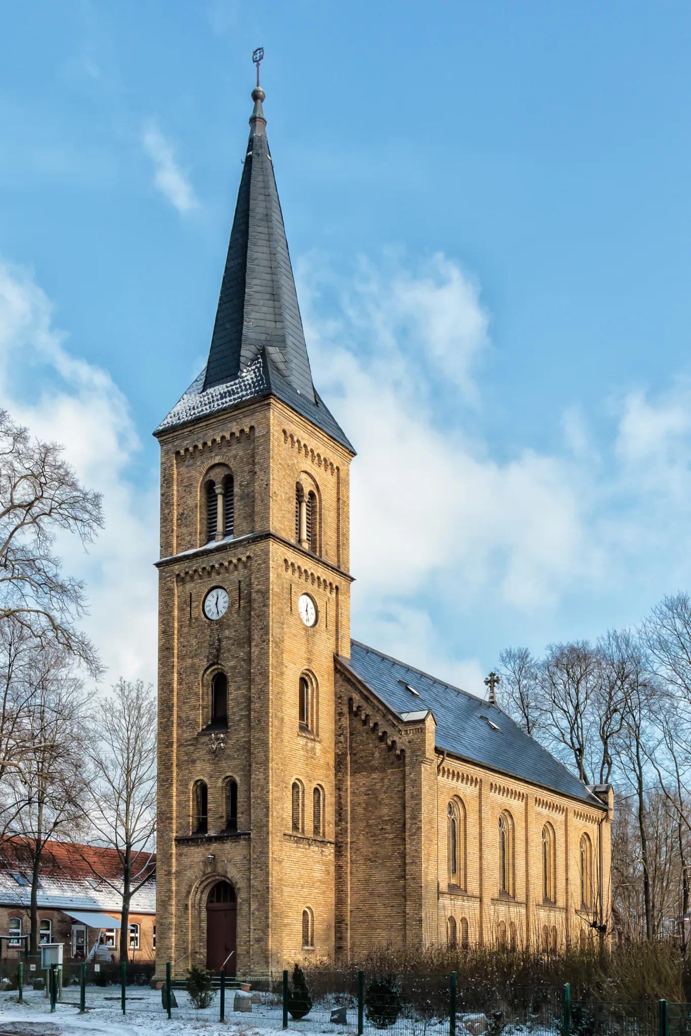 Photo showing: Oranienburg - Schmachtenhagen - Evangelische Kirche - 2013