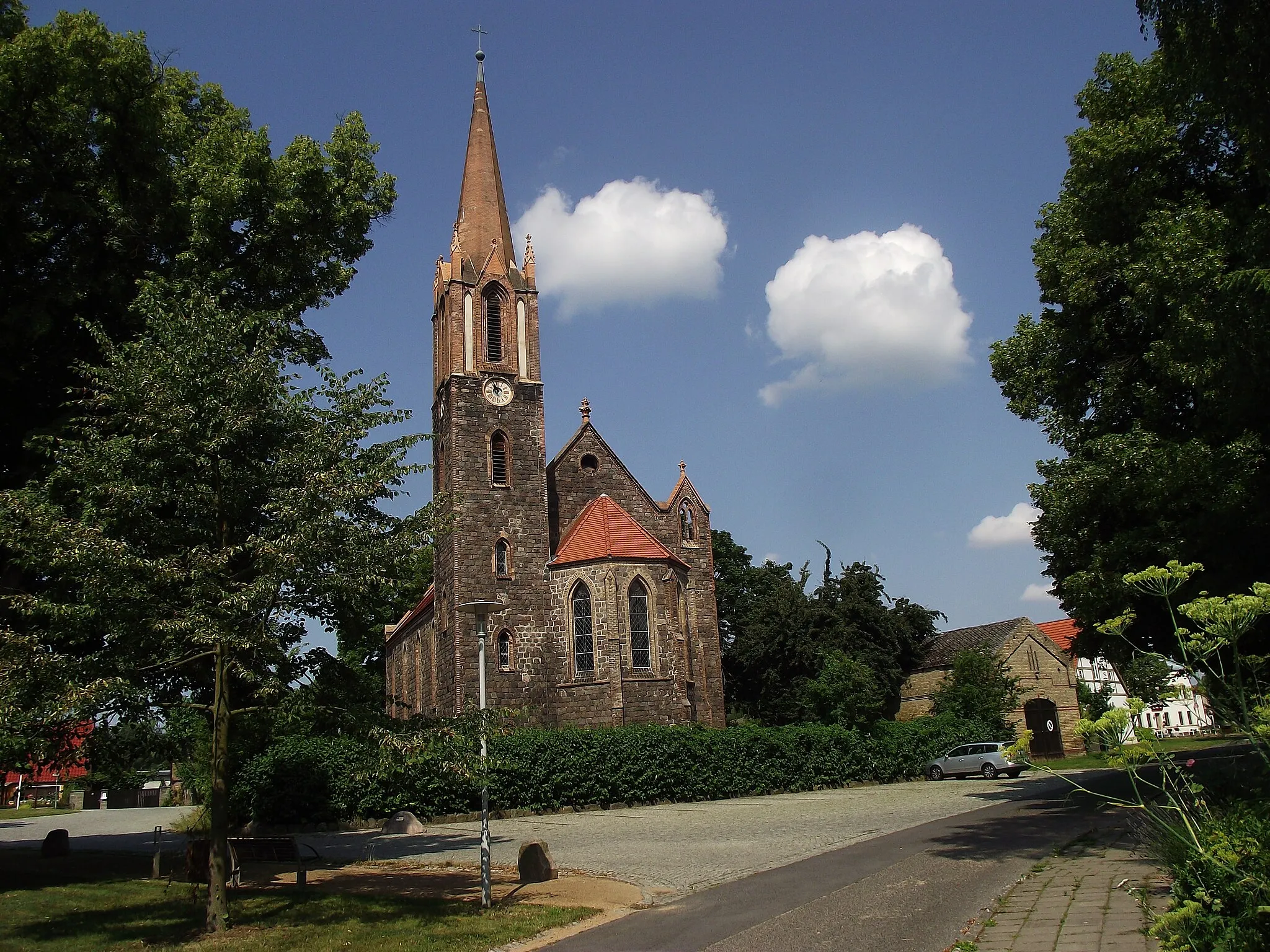 Photo showing: Zabytkowy kościół w Hohensaaten