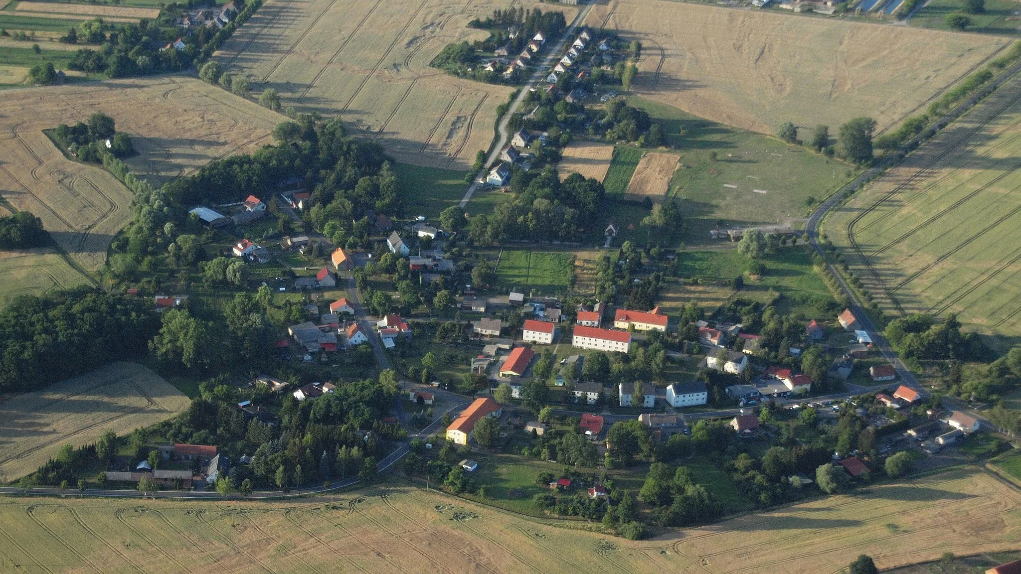 Photo showing: Genschmar, Luftaufnahme (2015)