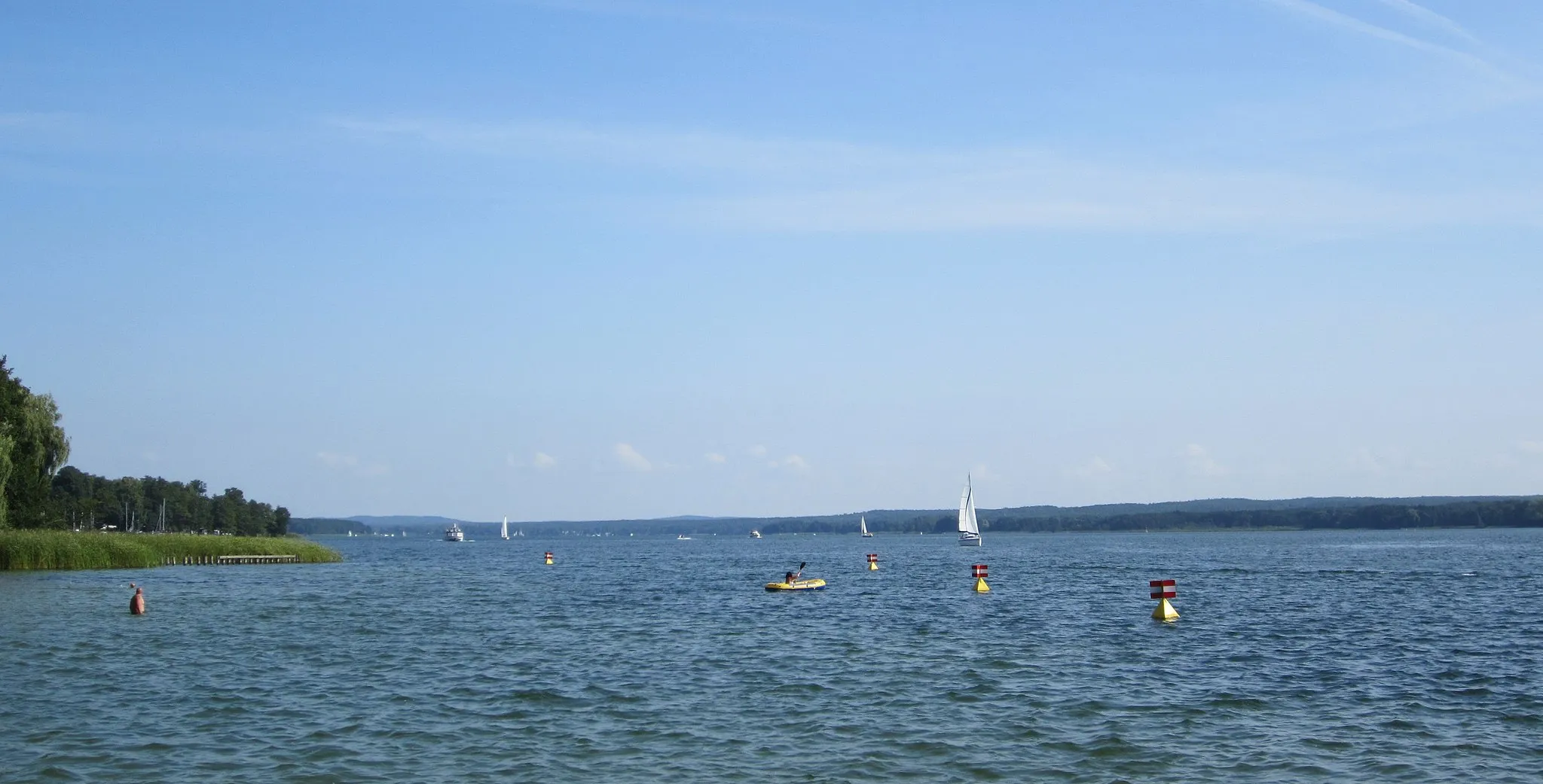 Photo showing: Blick über den Scharmützelsee vom Strand in Wendisch Rietz