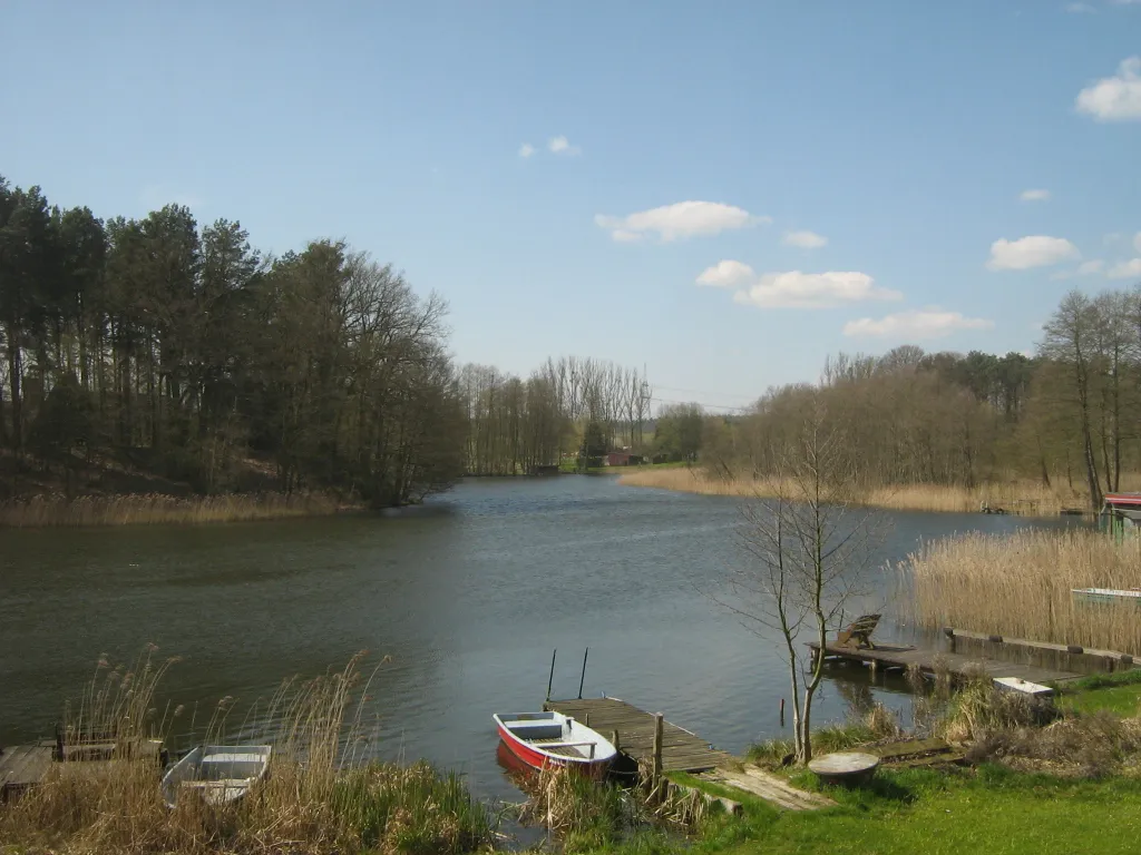 Photo showing: Havelbogen in Bredereiche. Die Havel fließt hier von rechts nach links (Stadt Fürstenberg, Landkreis Oberhavel, Brandenburg)