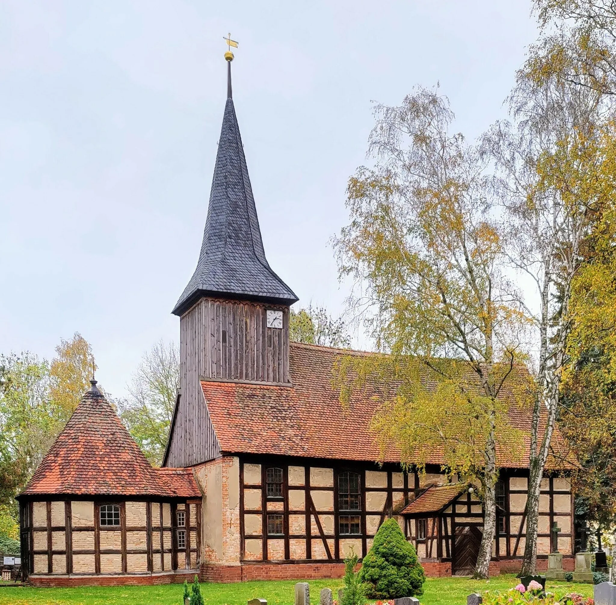 Photo showing: Evangelische Christuskirche Markee, Gemeinde Nauen, Landkreis Havelland, Brandenburg, Deutschland