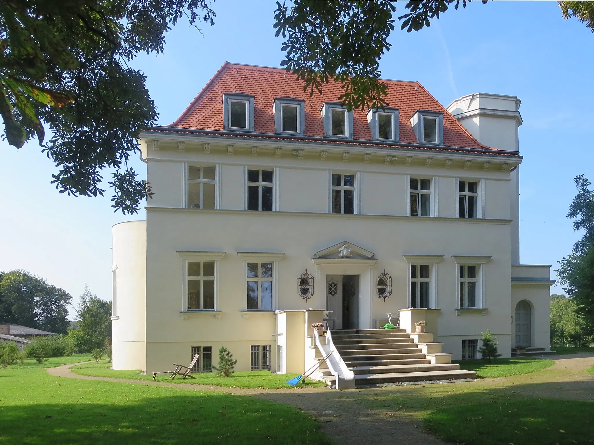 Photo showing: Vietmannsdorf, „Schloss“