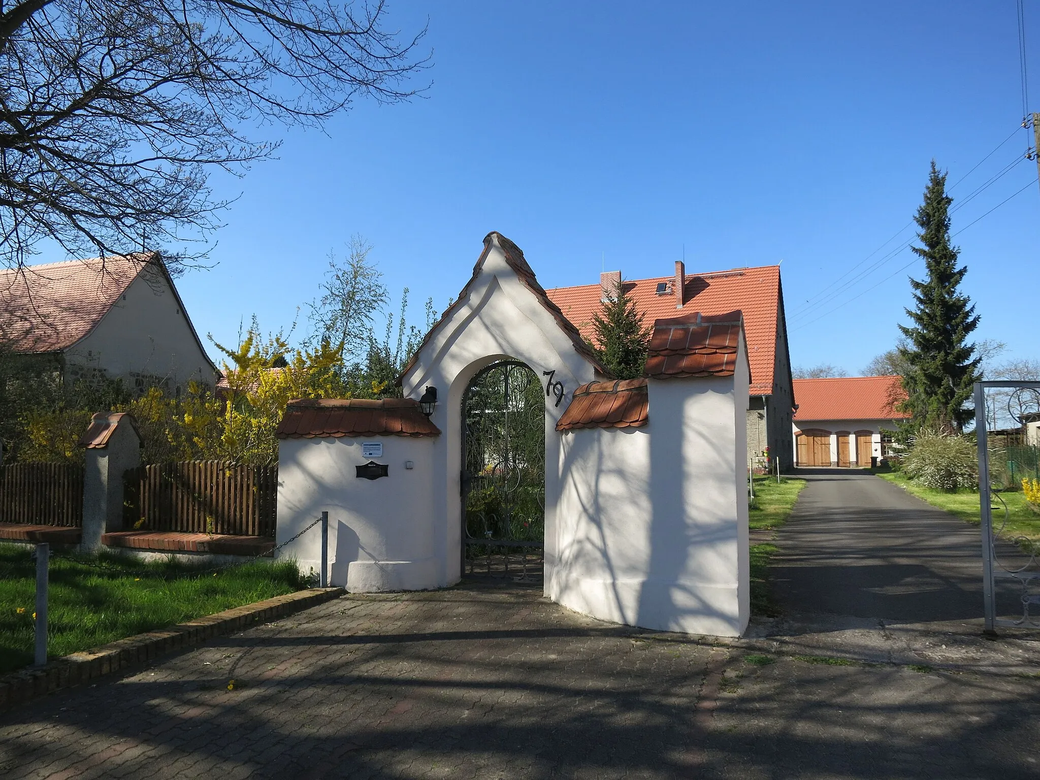 Photo showing: Boßdorf, Eingang zum Pfarrhaus