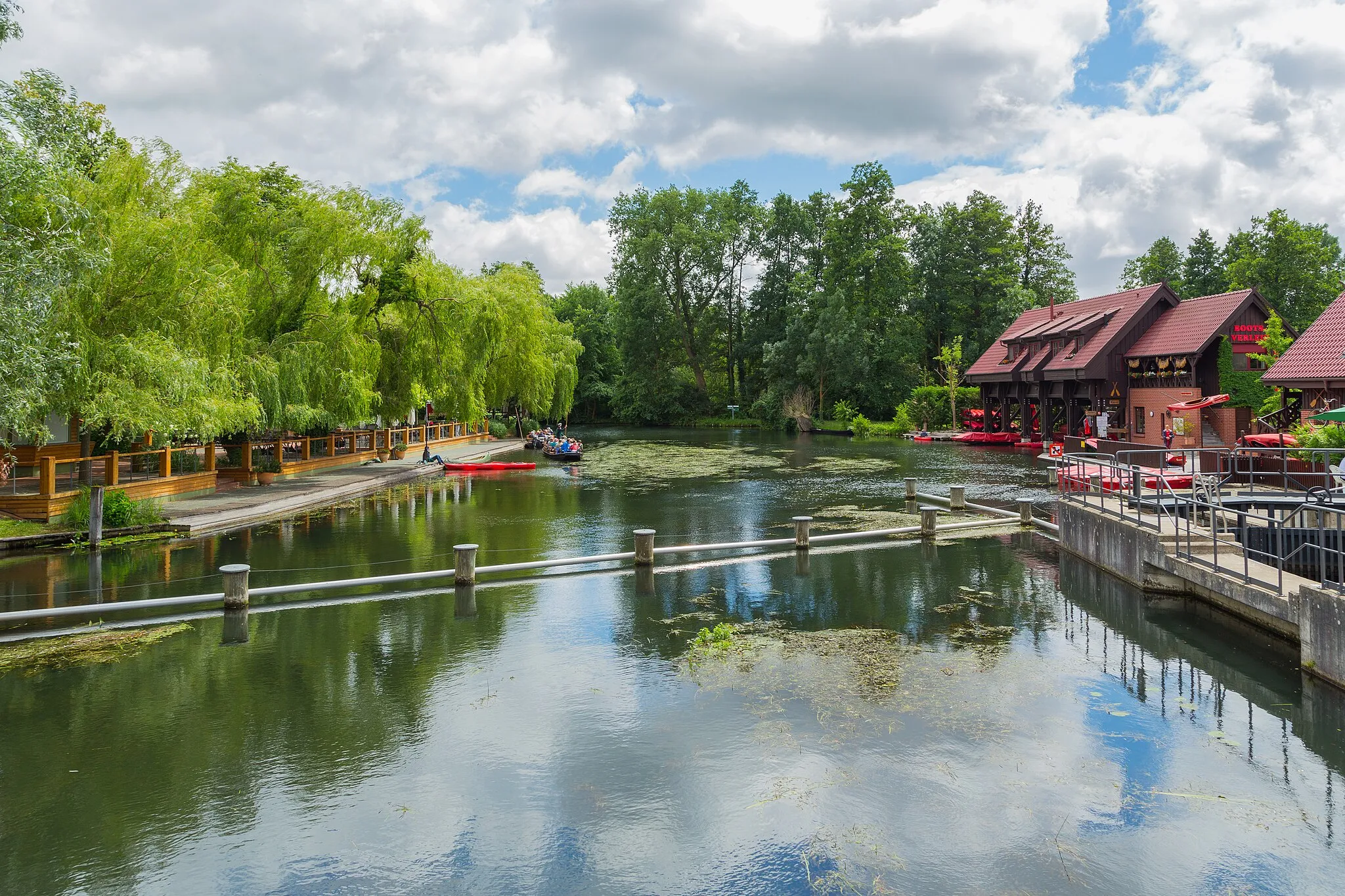 Photo showing: The River Spree in Lübben, Landkreis Dahme-Spreewald, Brandenburg, Germany.