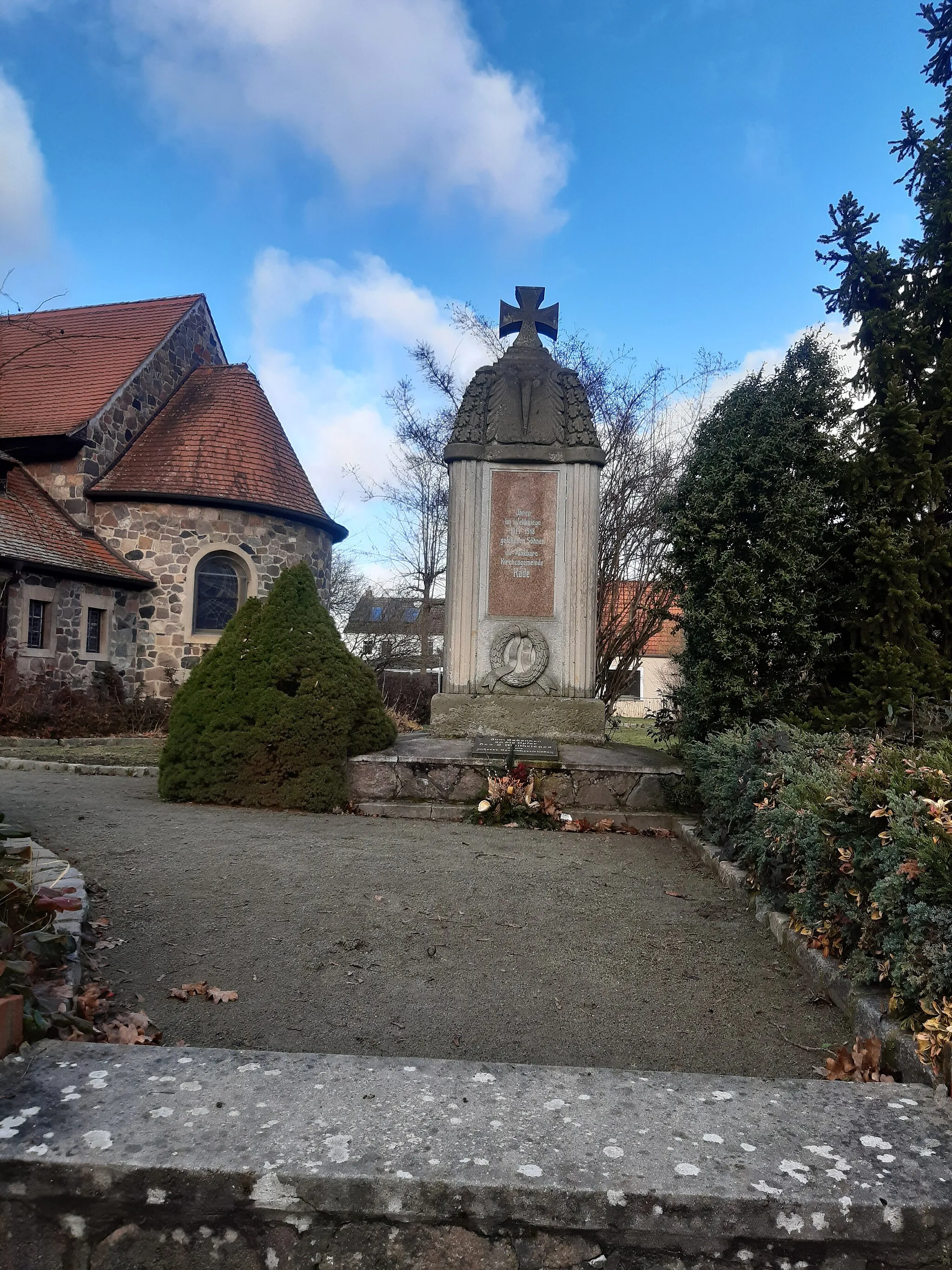 Photo showing: Kriegerdenkmal