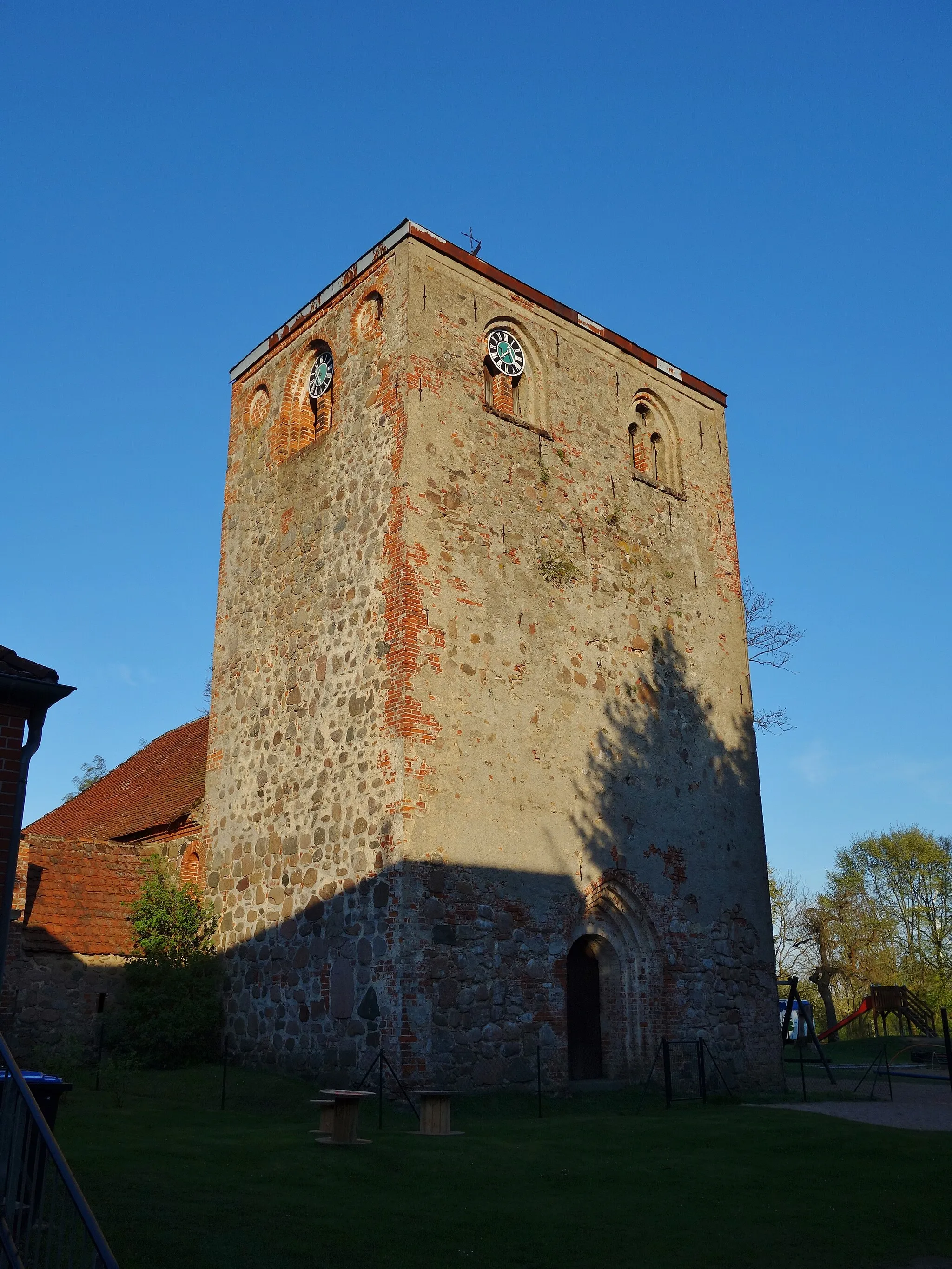 Photo showing: This is a picture of the Brandenburger Baudenkmal (cultural heritage monument) with the ID