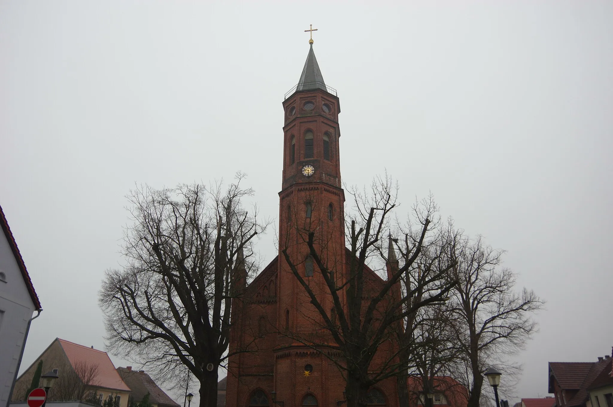 Photo showing: Niemegk in Brandenburg. Die Kirche steht unter Denkmalschutz. Der Entwurf stammt von Stüler.