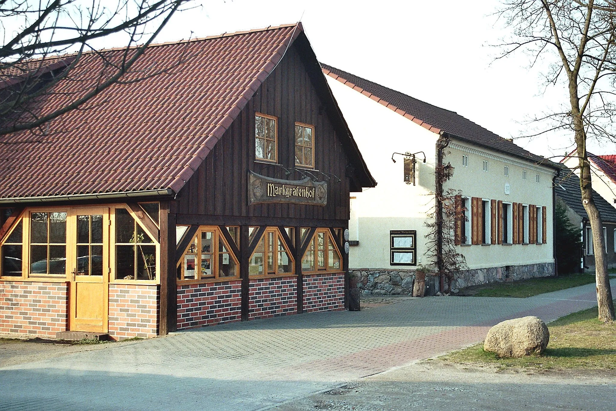 Photo showing: Rauen, the inn Markgrafenhof