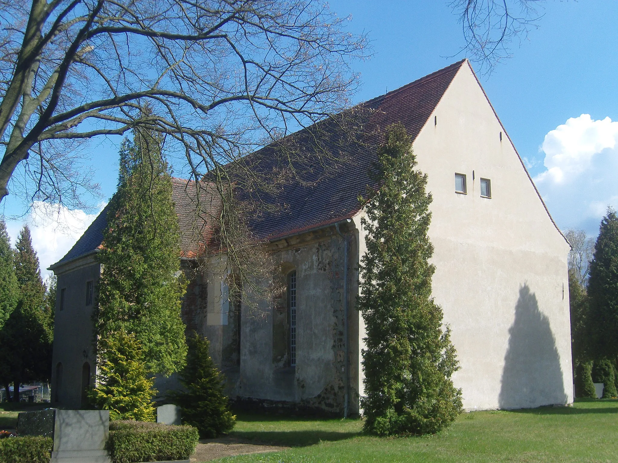 Photo showing: Kirche in Hermsdorf (bei Ruhland); Baudenkmal