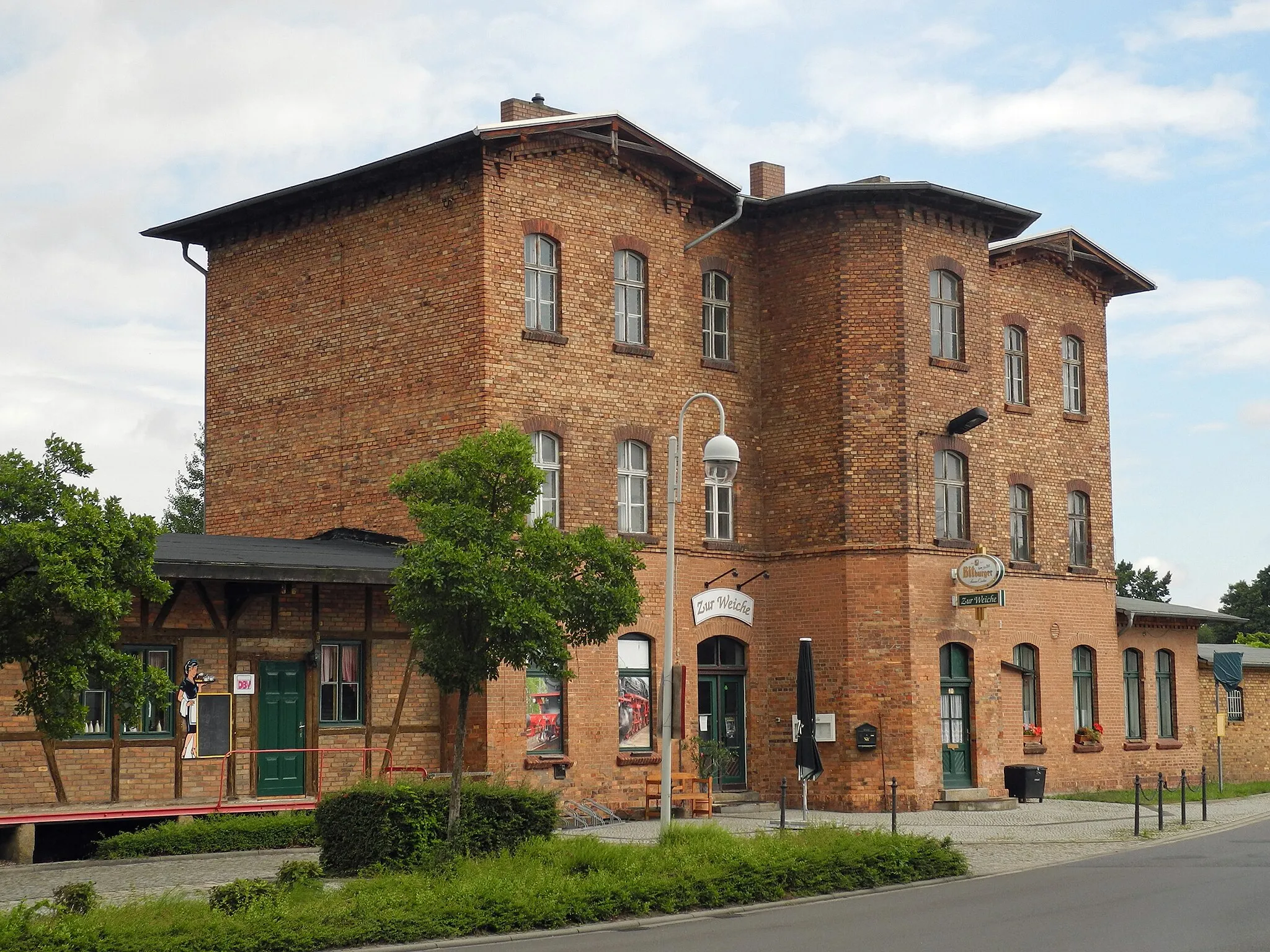 Photo showing: Ehem. Bahnhof in Luckau