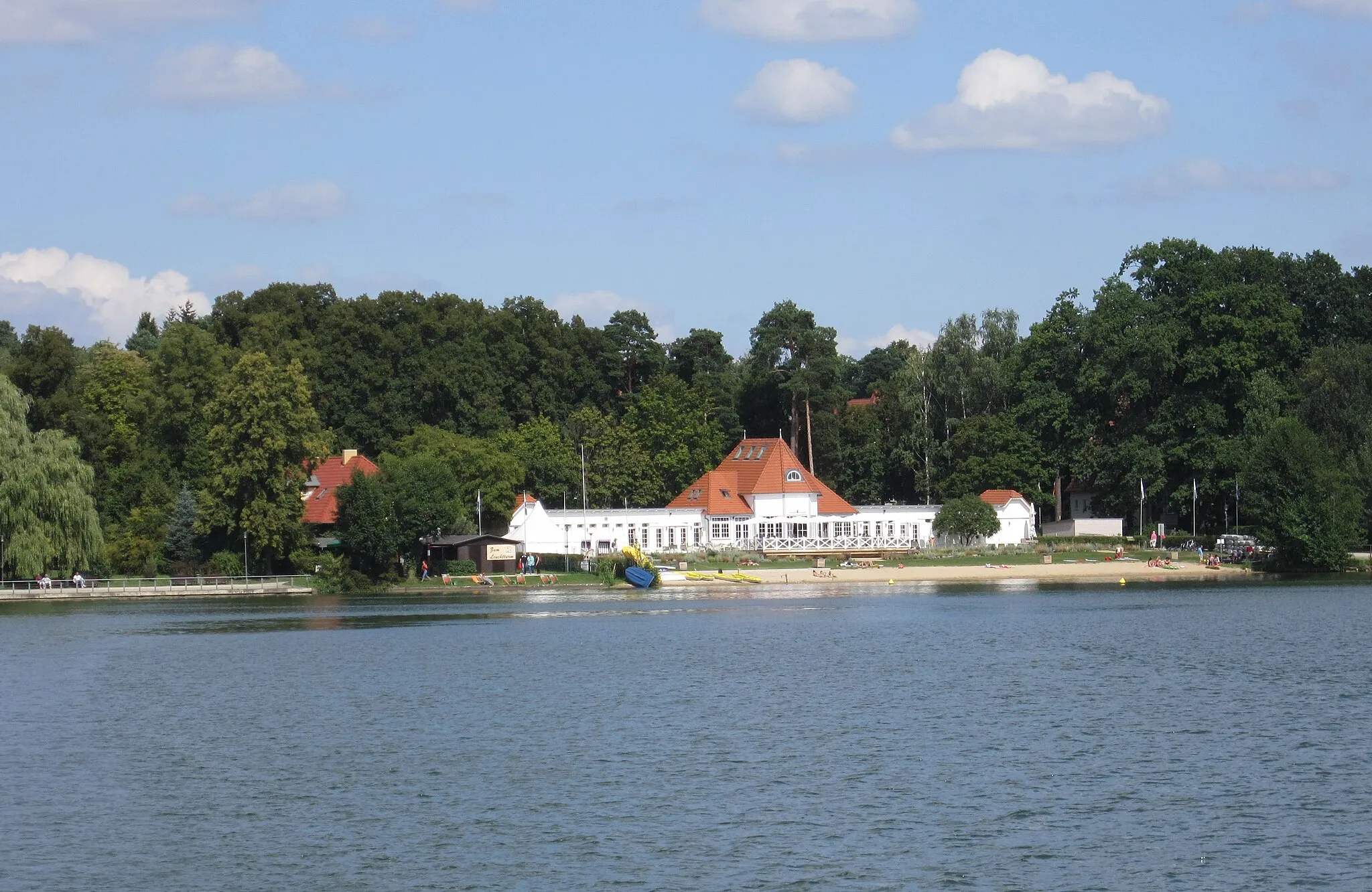 Photo showing: Seebad vom Scharmützelsee aus gesehen, Bad Saarow