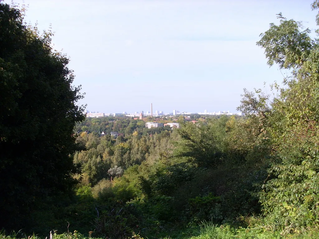 Photo showing: Biesdorfer Höhe (Aussicht)