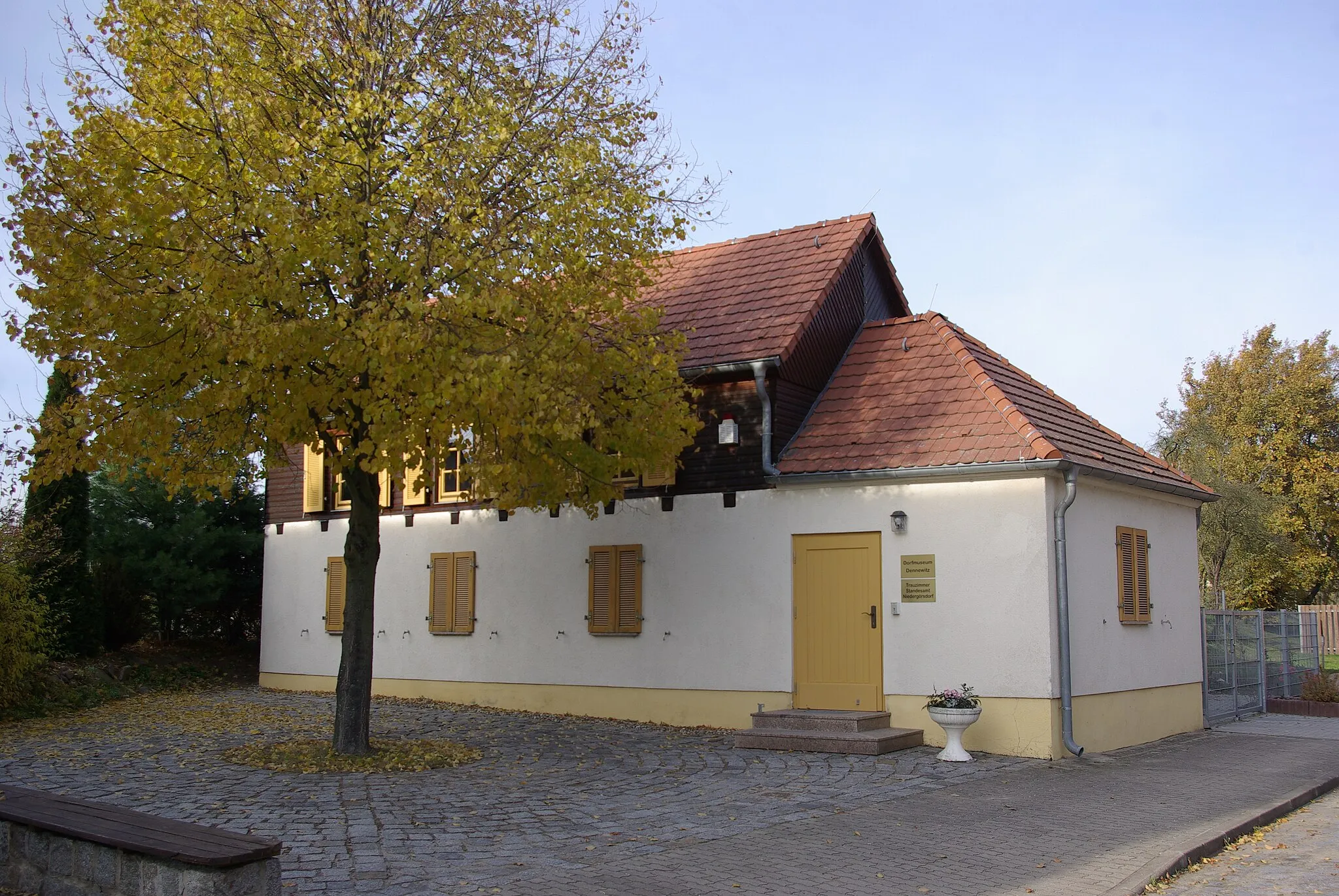Photo showing: Niedergörsdorf in Brandenburg. Das Dorfmuseum im Ortsteil Dennewitz steht unter Denkmalschutz.