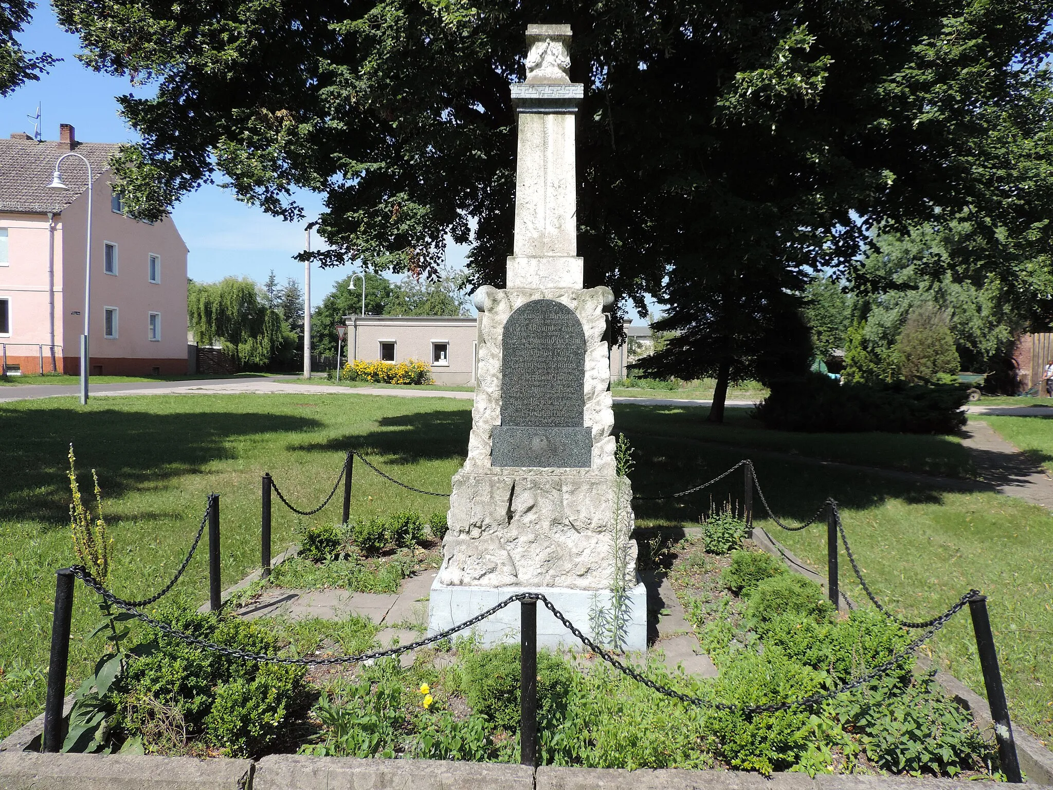 Photo showing: Denkmal Weltkriege - Felgentreu