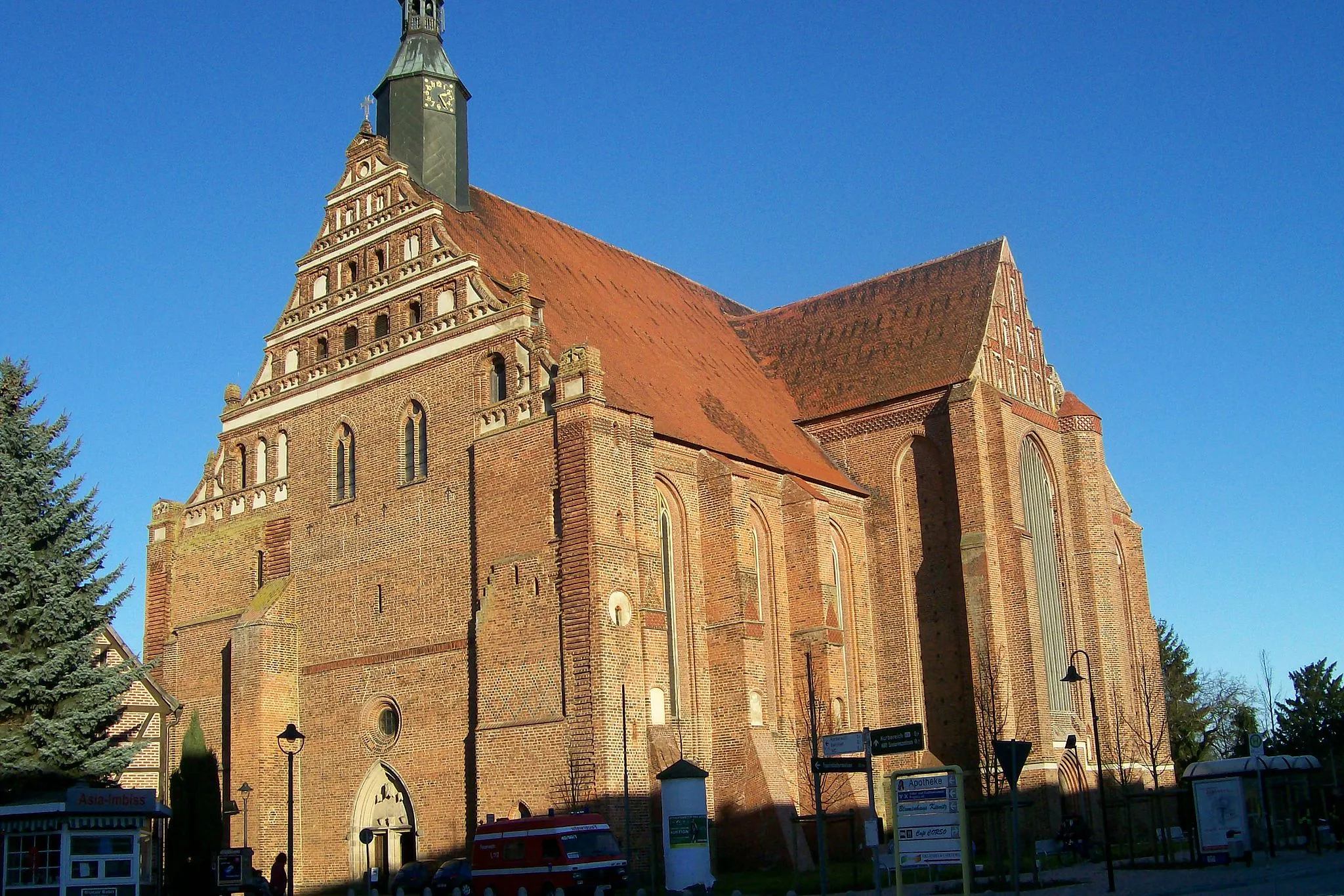 Photo showing: Wunderblutkirche St. Nikolai de:Wunderblutkirche (Bad Wilsnack) in Bad Wilsnack, Brandenburg