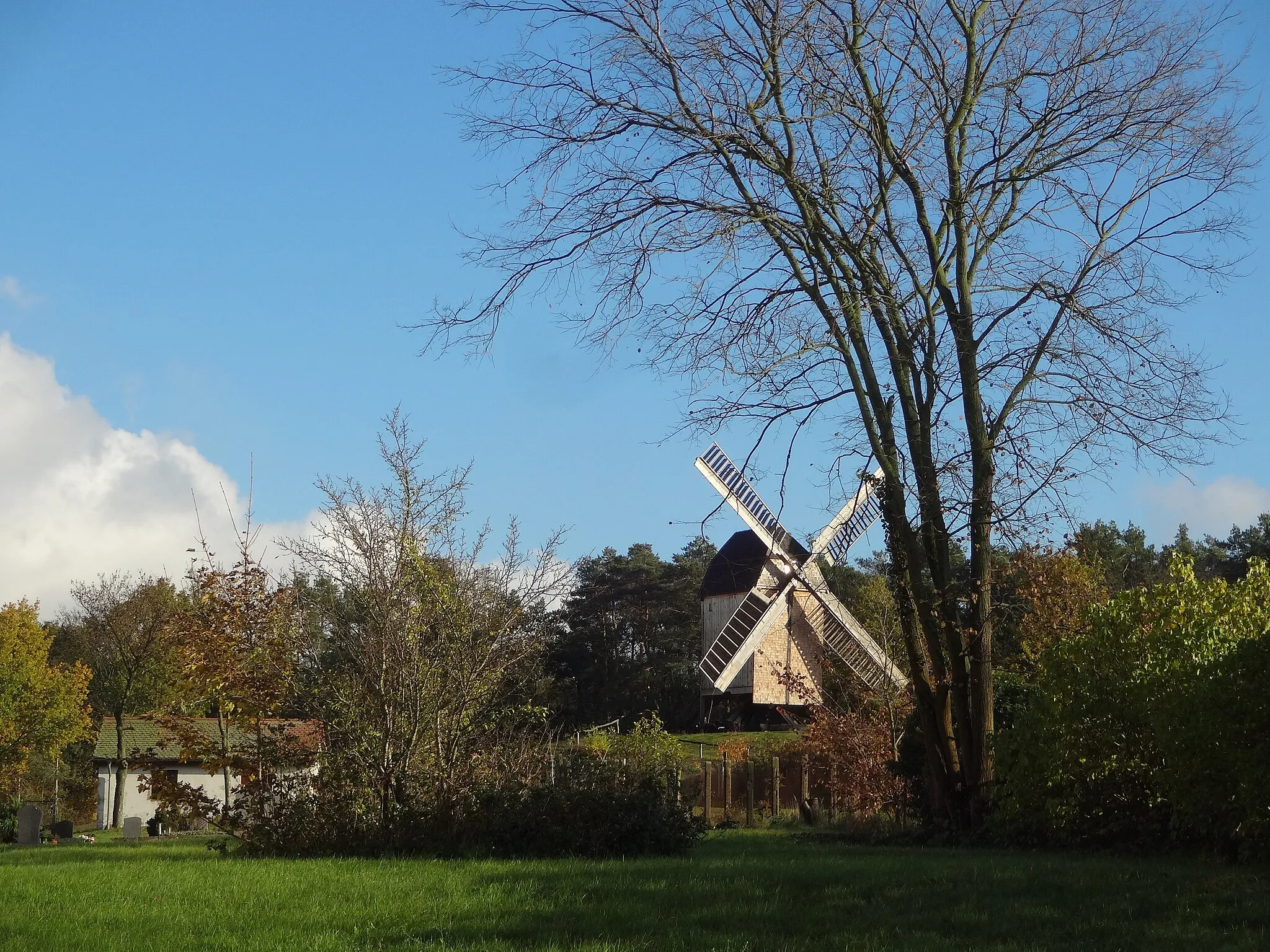 Photo showing: denkmalgeschützte Bockwindmühle Bamme in der Gemeinde Nennhausen