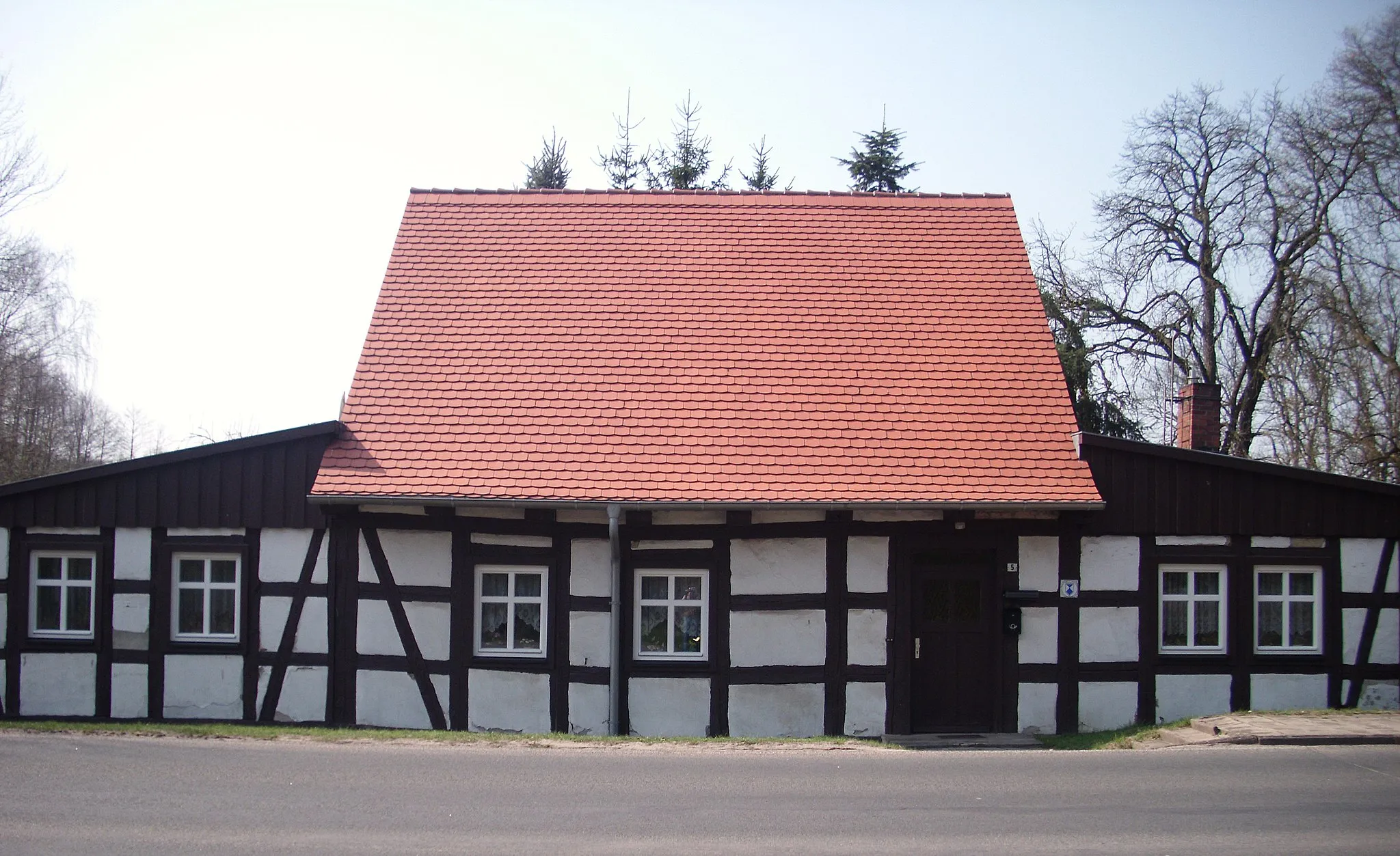 Photo showing: Kaisermühler Straße 5, Wohnhaus