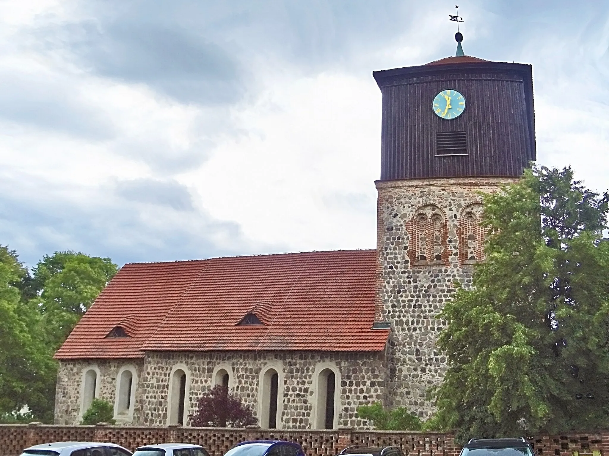Photo showing: Dorfkirche Lichterfelde (Barnim) von Norden
