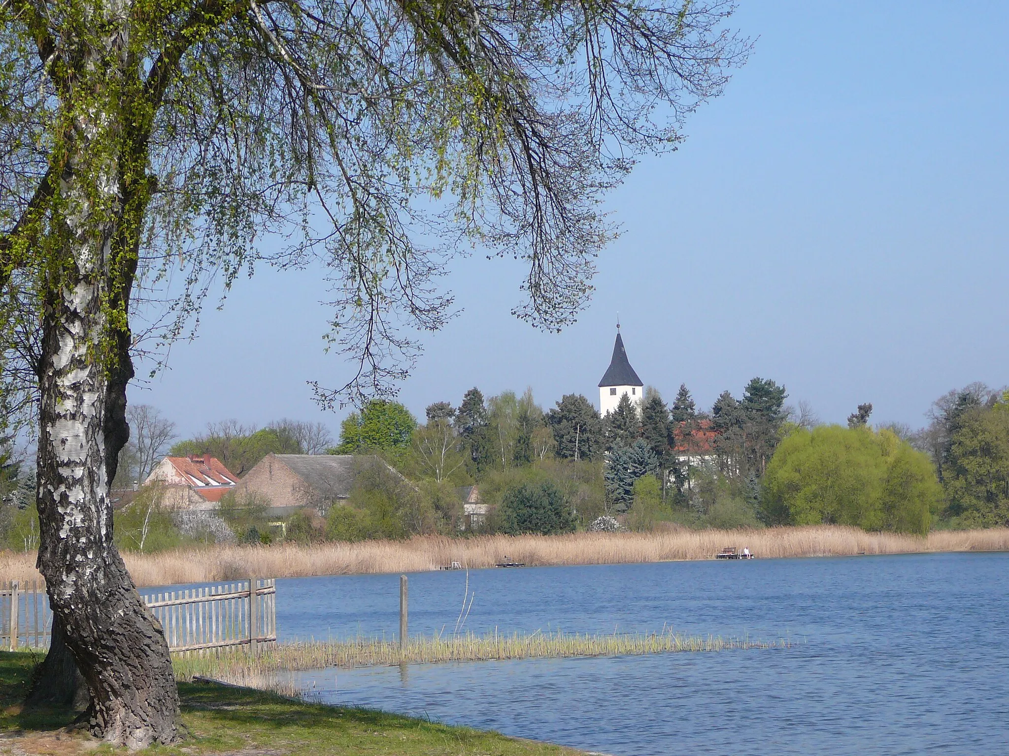 Photo showing: Blick vom Krummen See auf den Ort Sperenberg