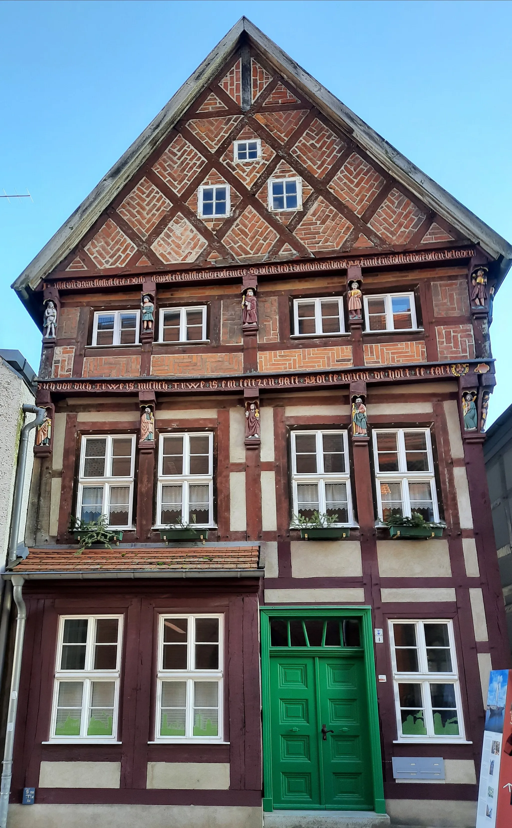 Photo showing: Ältestes Bürgerhaus der Stadt Perleberg von 1525,  Am Markt