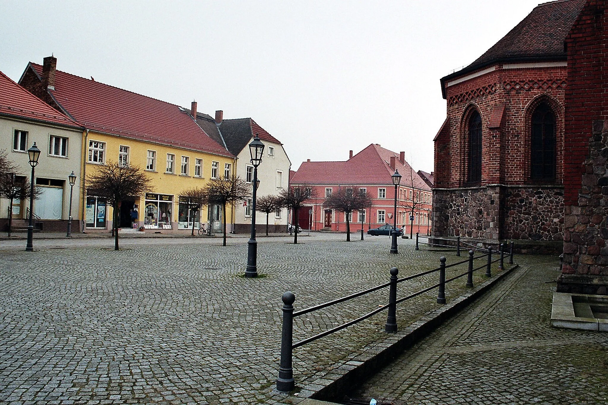 Photo showing: Beelitz, the Kirchplatz