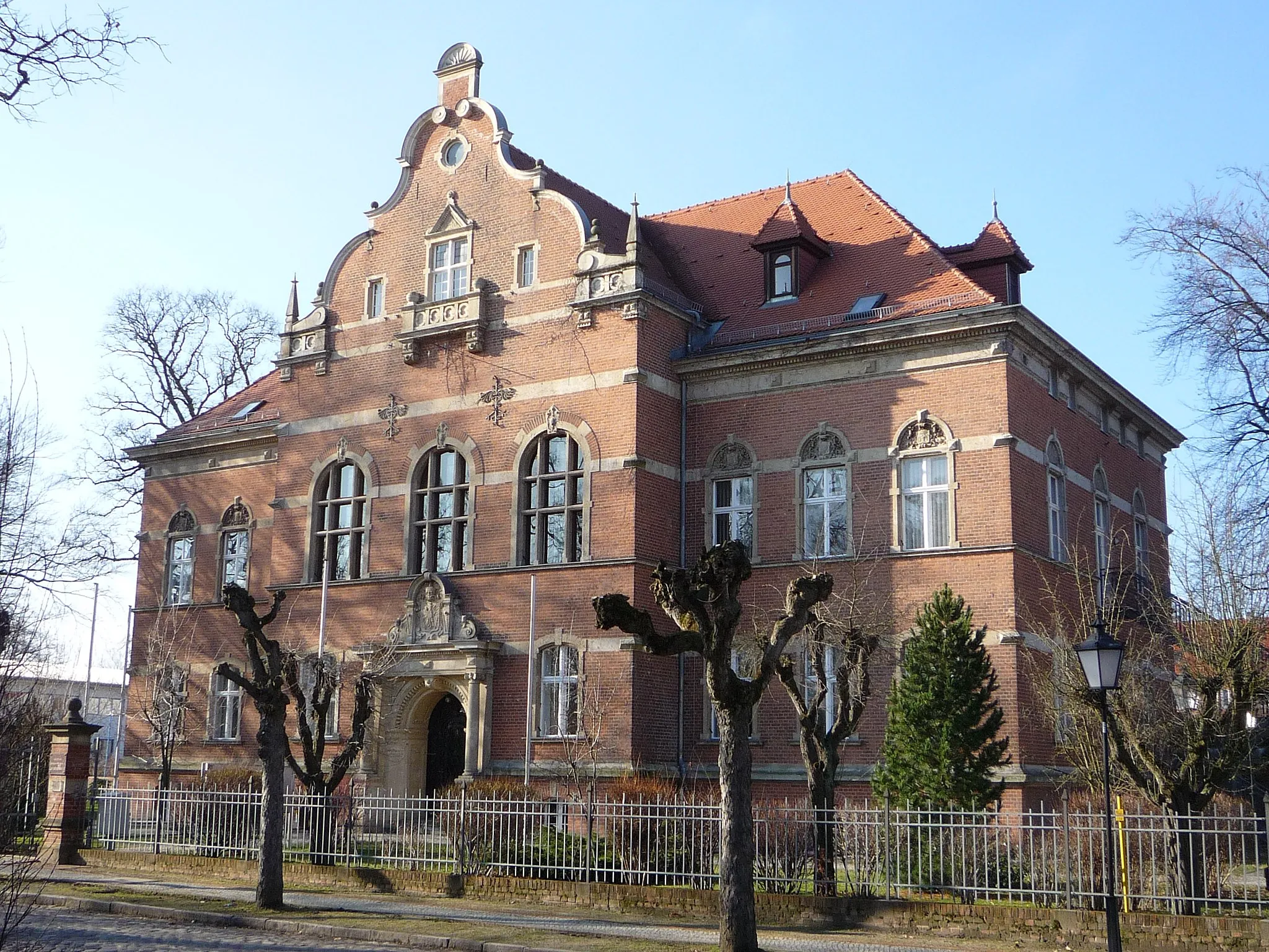 Photo showing: Potsdam-Mittelmark District building, Bad Belzig, Brandenburg