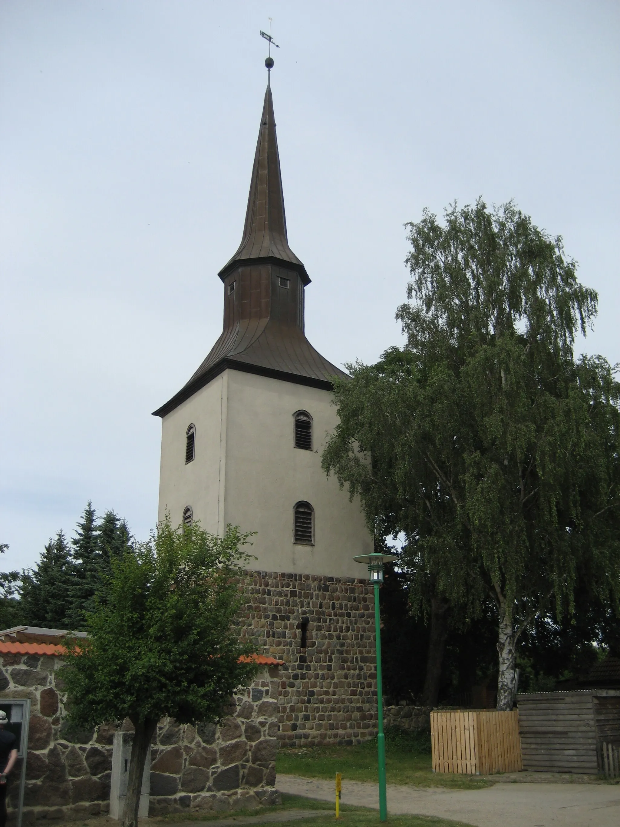 Photo showing: Kirche von Grimme mit separat stehendem Kirchturm.