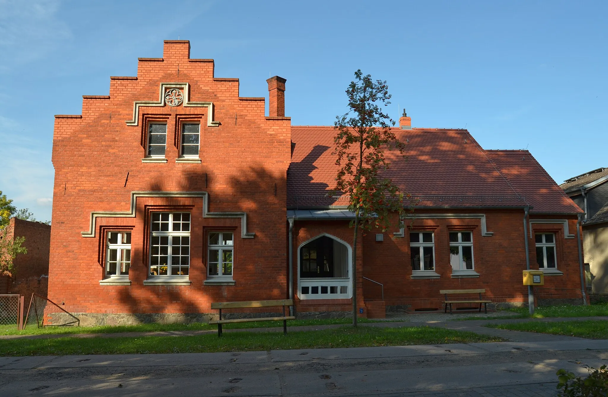 Photo showing: Ehemalige Einklassenschule (Gemeindehaus) in Jansfelde, Dorfstraße 4.