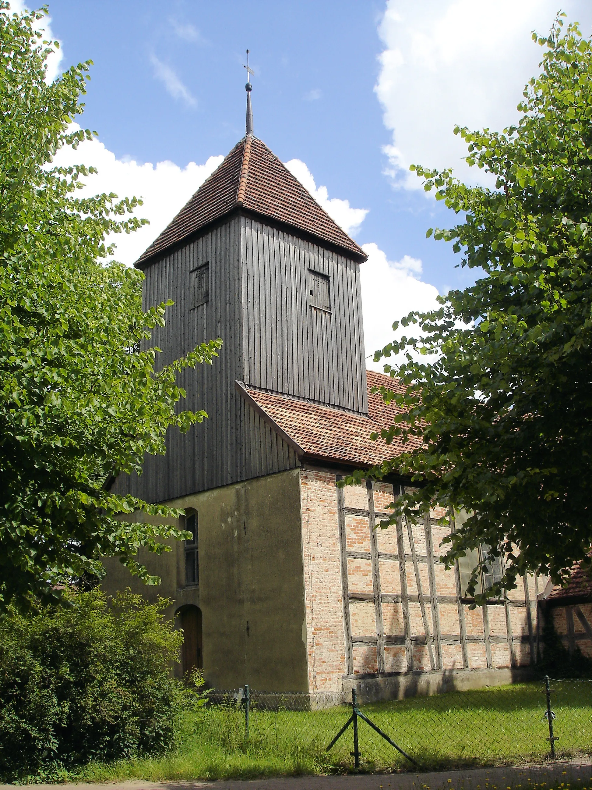 Photo showing: Church in Lärz, Mecklenburg, Germany