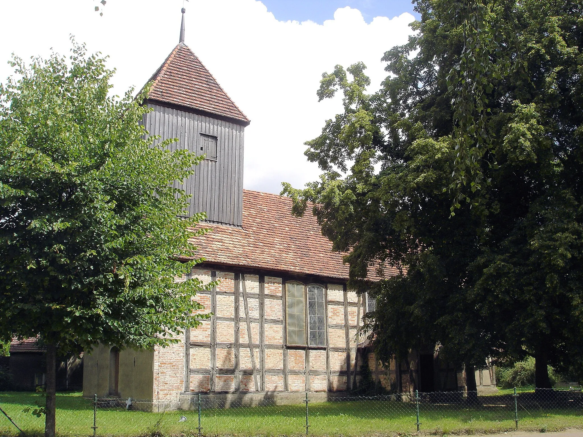 Photo showing: Church in Lärz, Mecklenburg, Germany