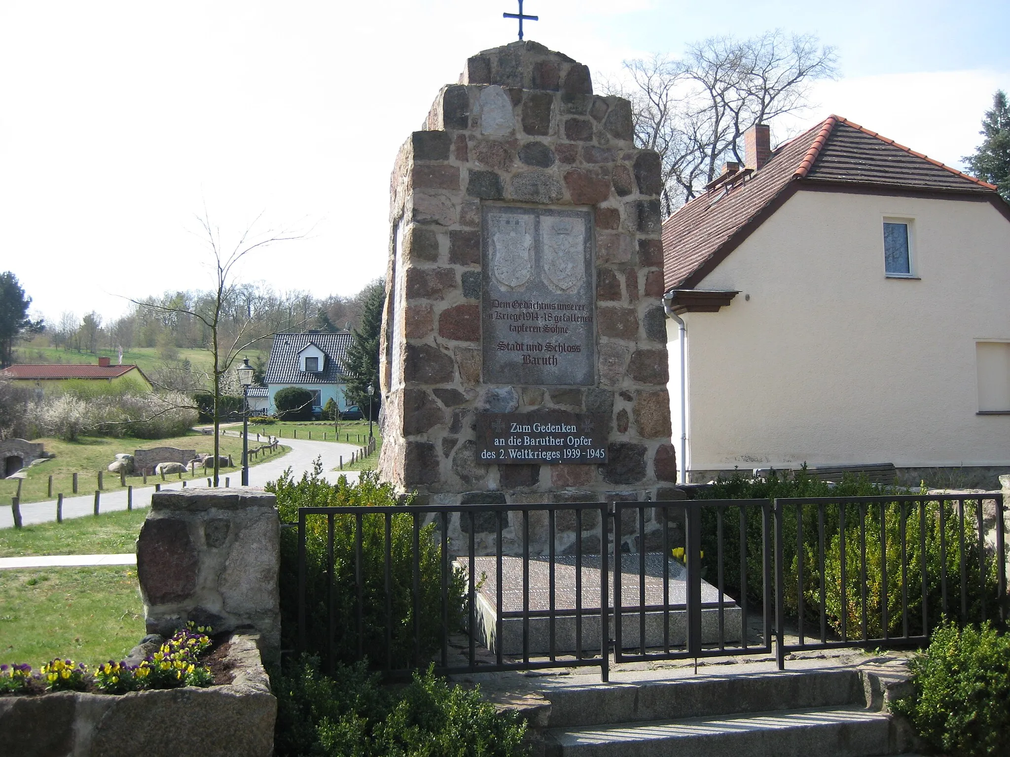 Photo showing: Denkmal 1. und 2.Weltkrieg Baruth