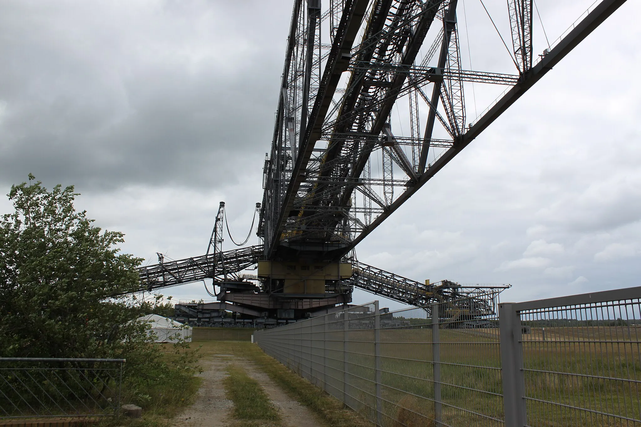 Photo showing: Overburden Conveyor Bridge F60,  Lichterfeld, Brandenburg, Germany