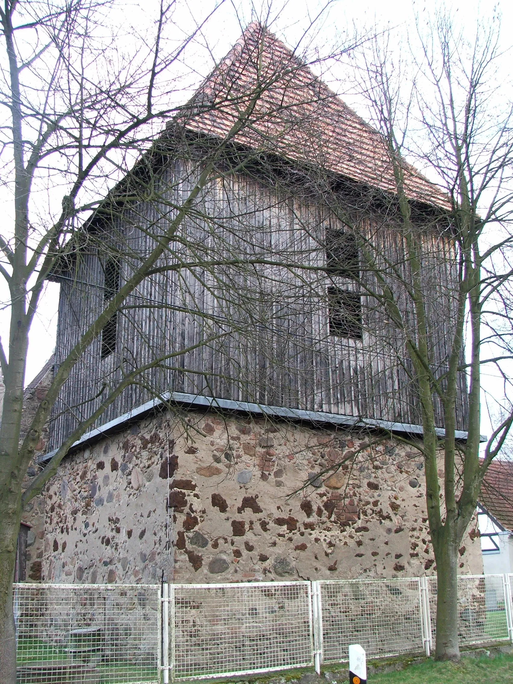Photo showing: churchtower of Krassig