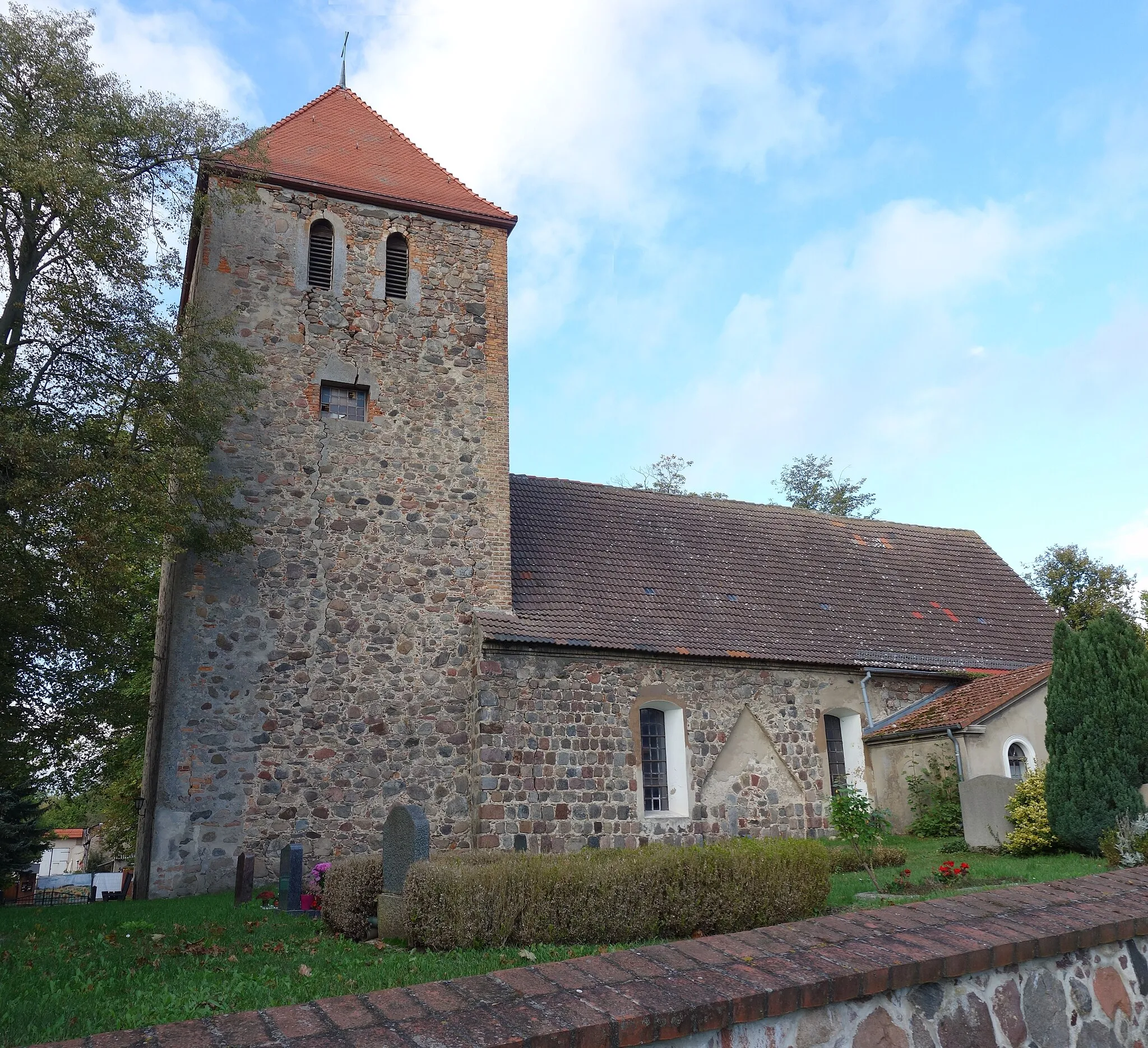 Photo showing: This is a picture of the Brandenburger Baudenkmal (cultural heritage monument) with the ID