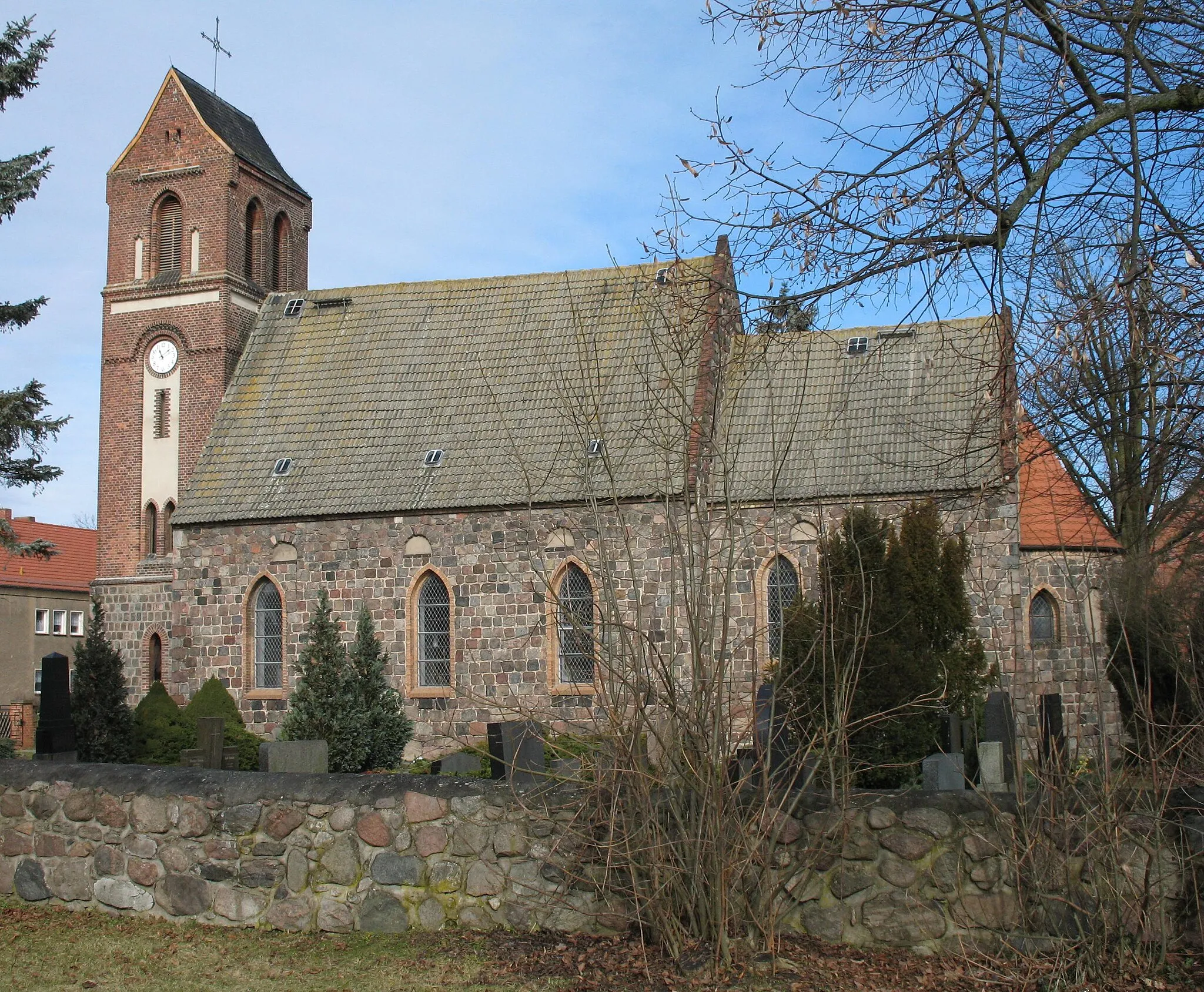 Photo showing: Church in Panketal-Schwanebeck in Brandenburg, Germany