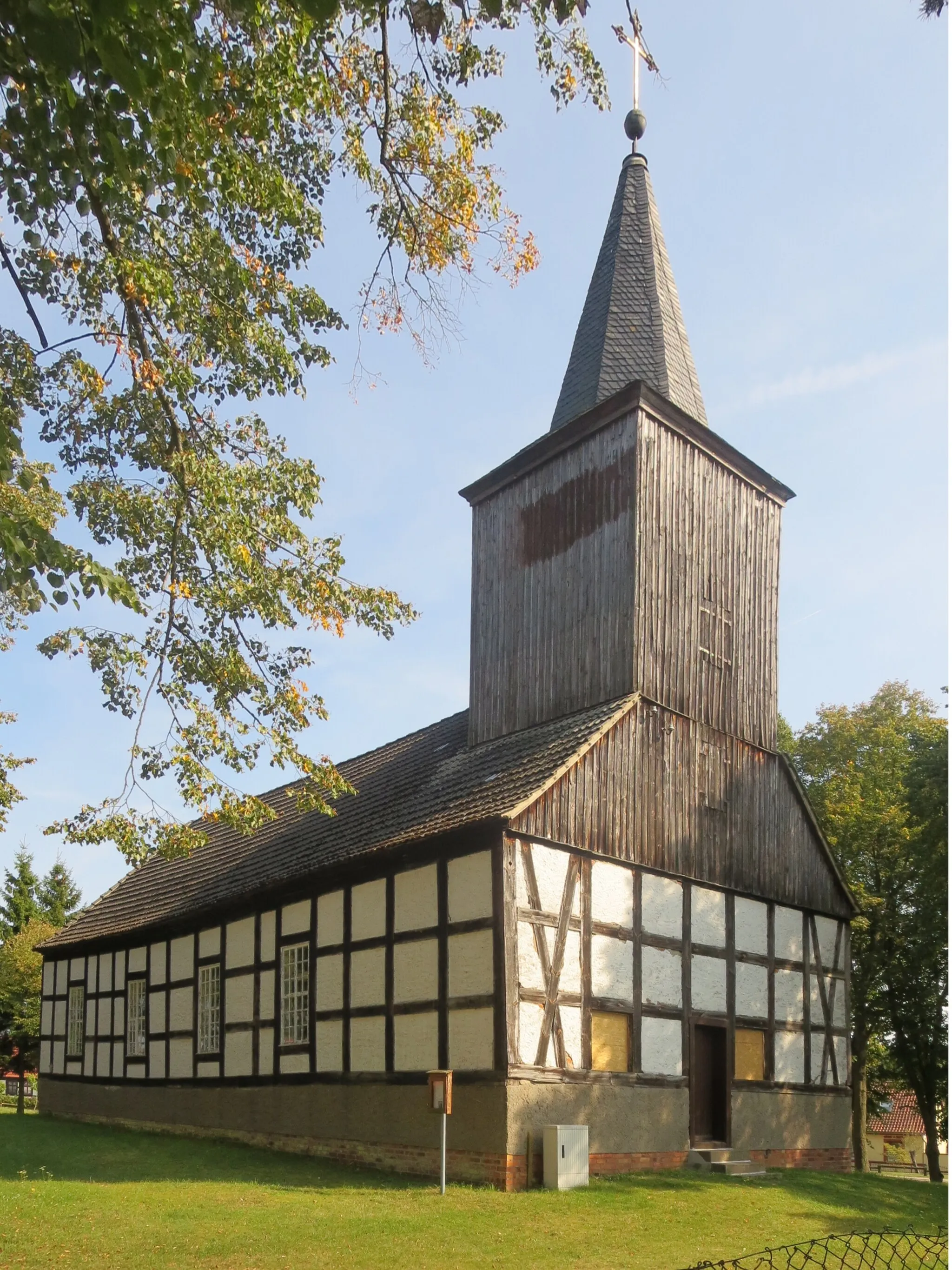 Photo showing: Gollin, Kirche