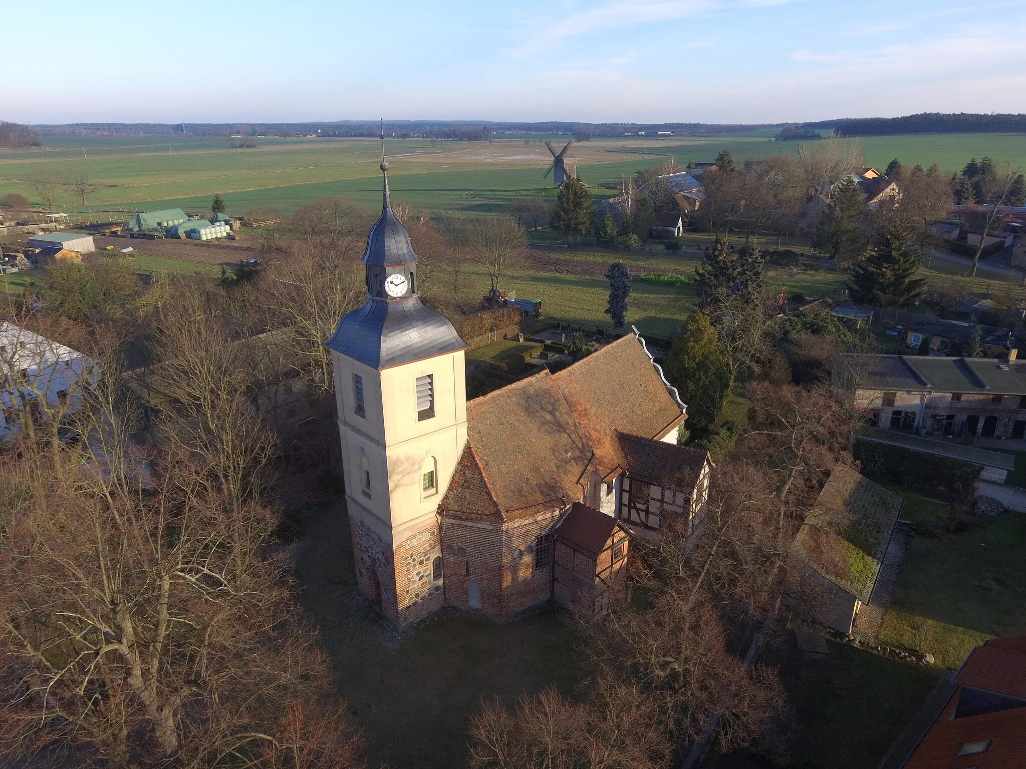 Photo showing: Luftbild Dorfkirche Ketzür