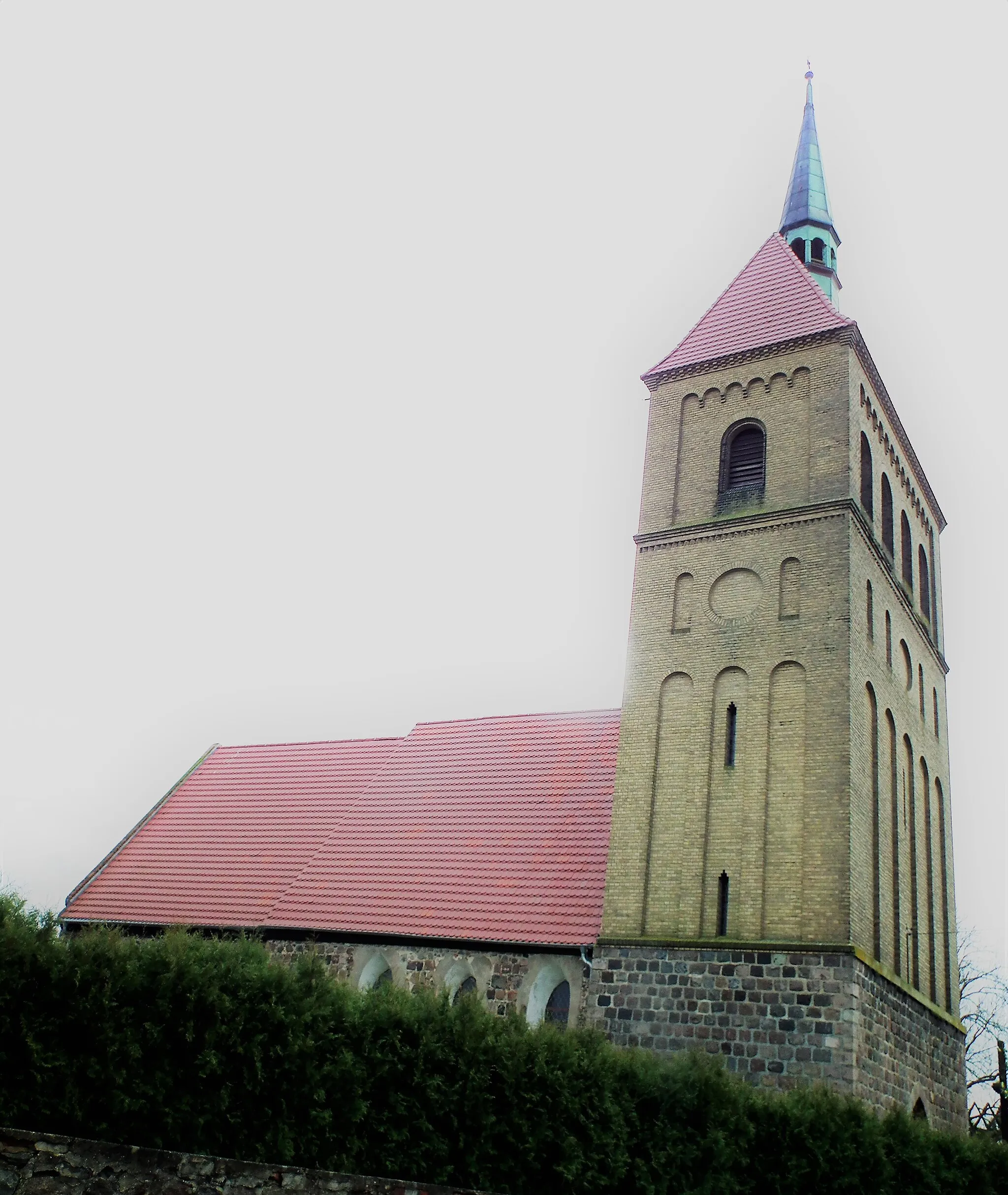 Photo showing: Stare Objezierze - kościół Narodzenia NMP.