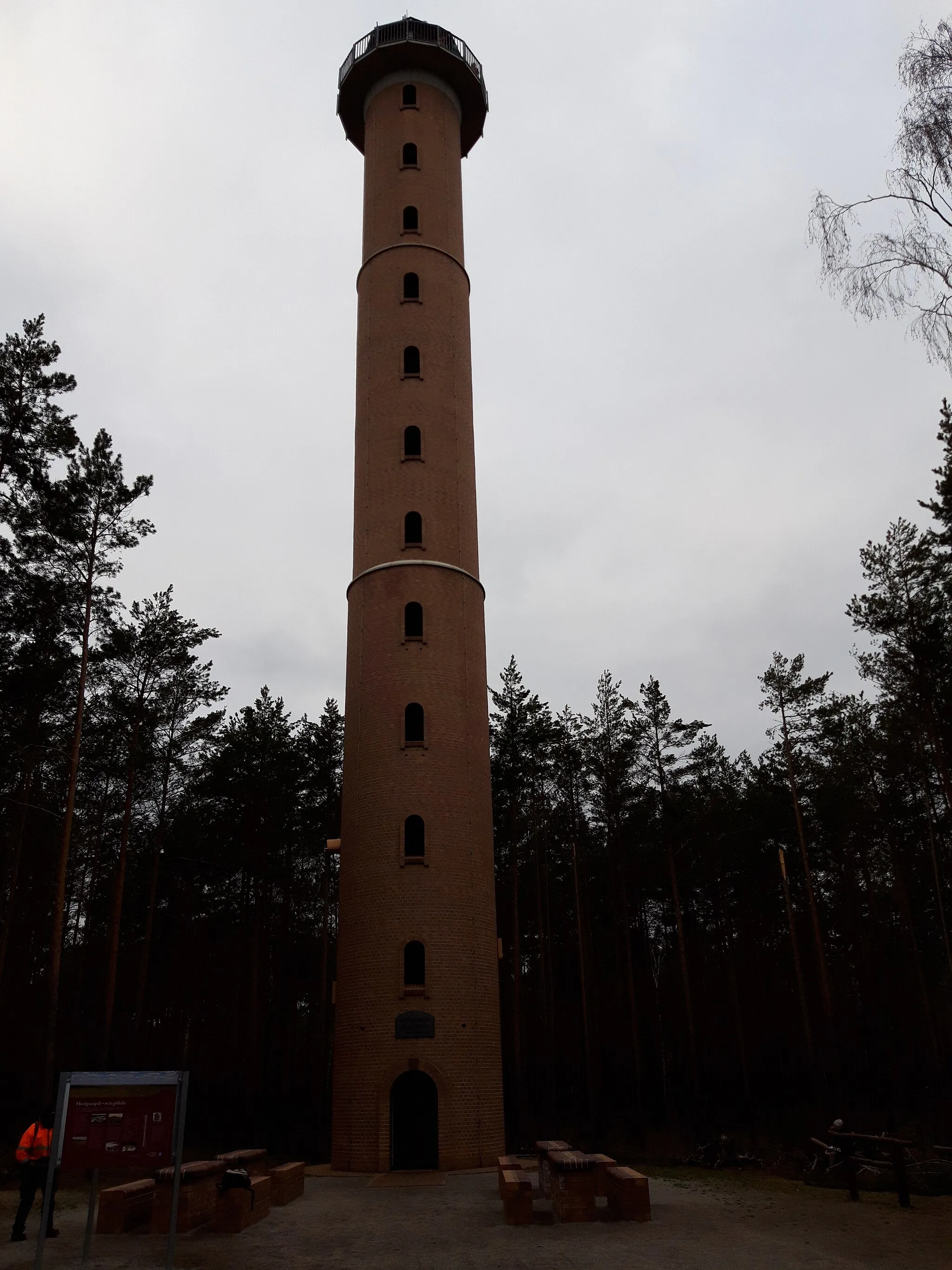 Photo showing: Luckaitztaler Ziegelturm